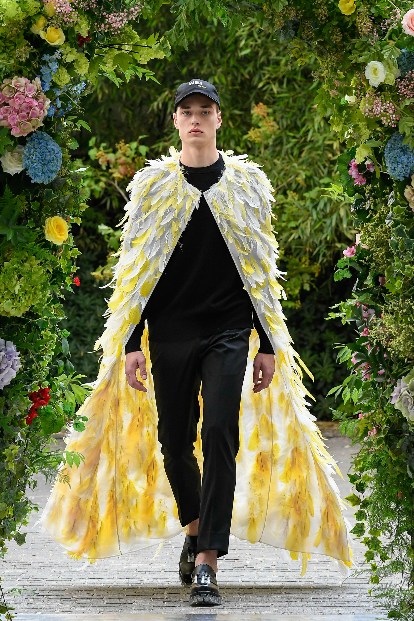 Weisheng Paris Spring 2023 Men's Fashion Show 