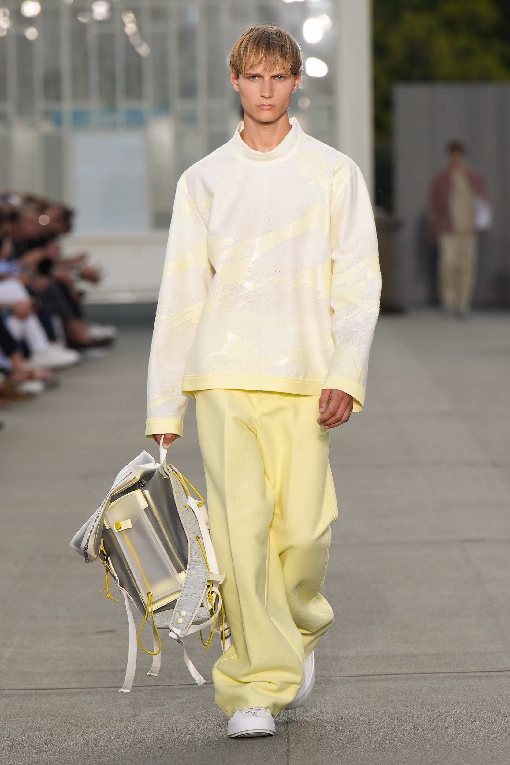 Louis Vuitton: hyperbole of details and the spring summer 2023