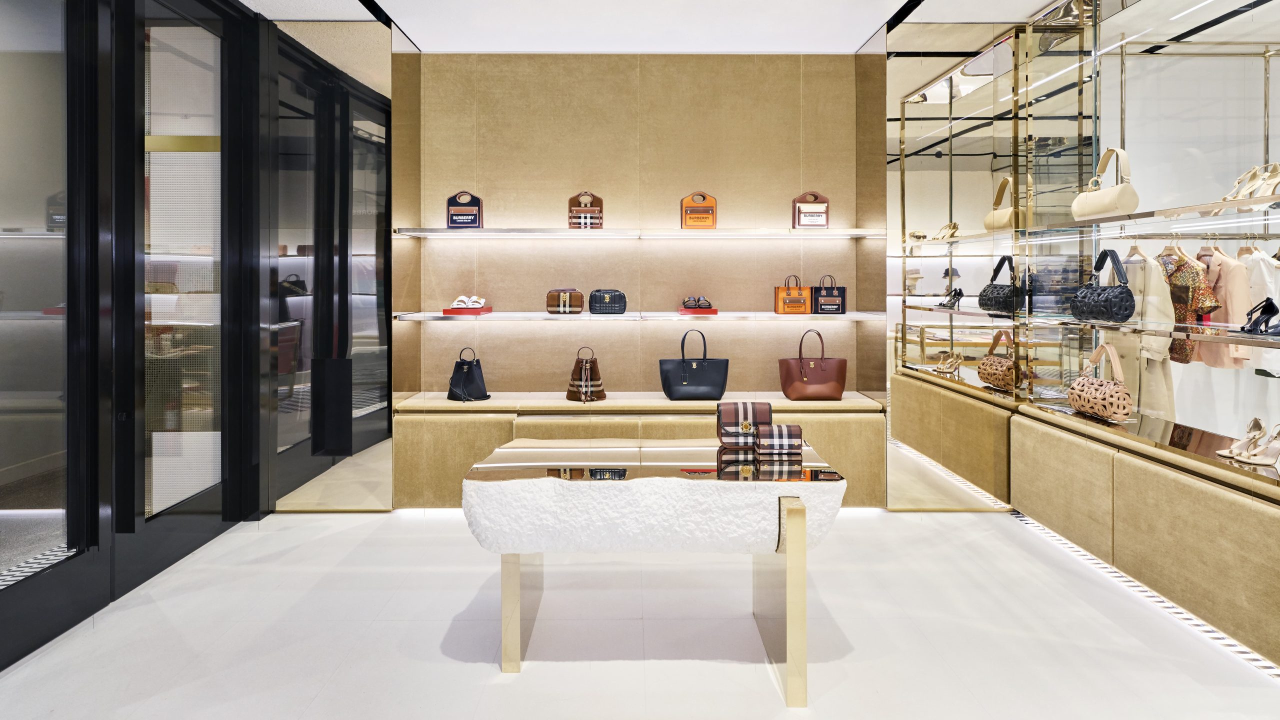 Chanel Opens 1st Standalone Fragrance and Beauty Boutique in Canada Photos