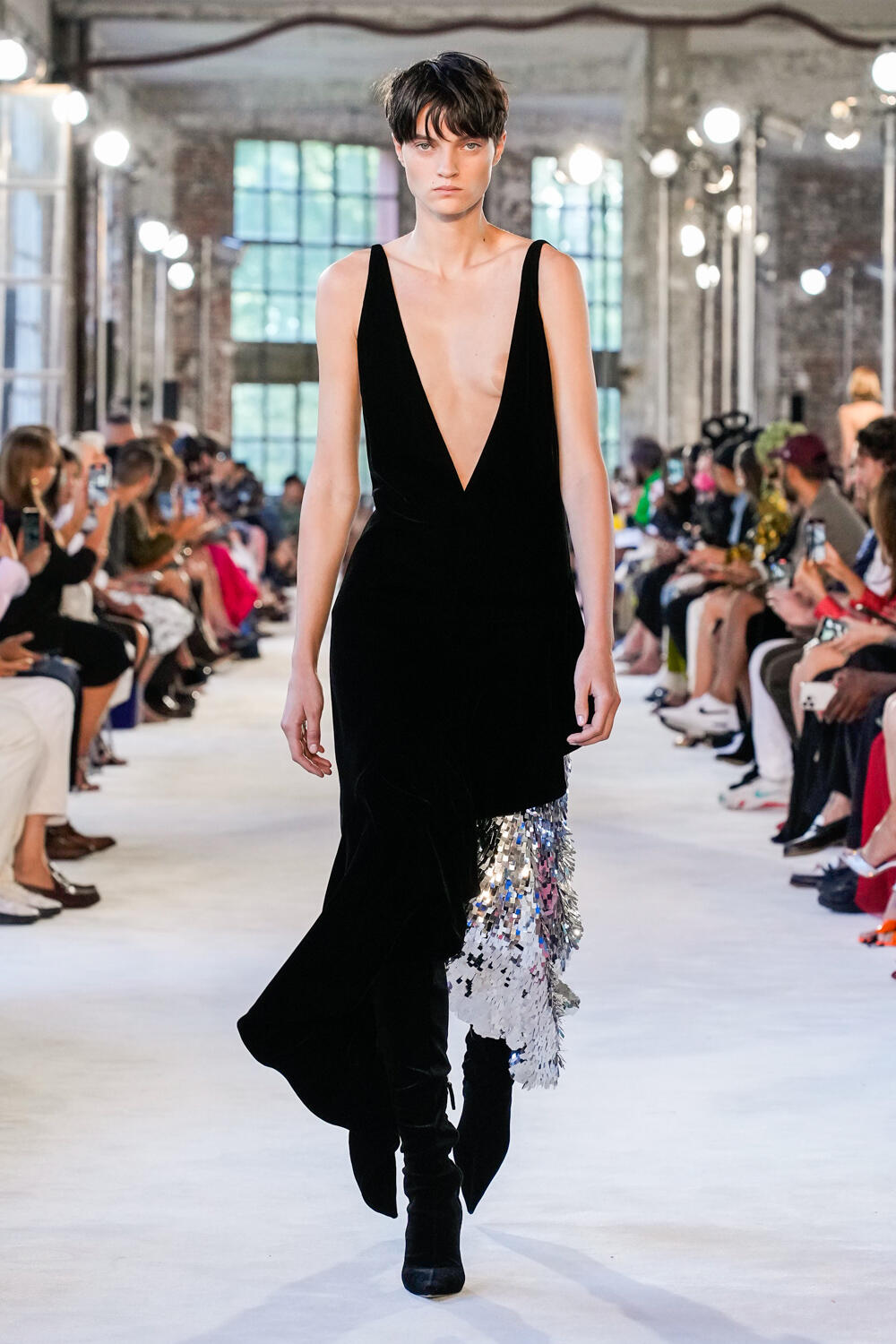 Alexandre Vauthier Fall 2022 Couture Fashion Show