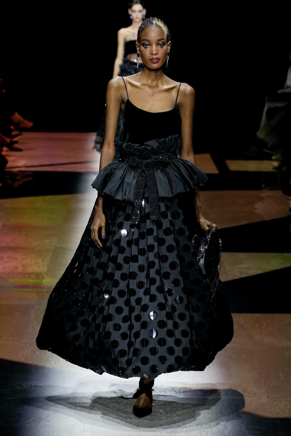 Giorgio Armani Prive Fall 2022 Couture Fashion Show