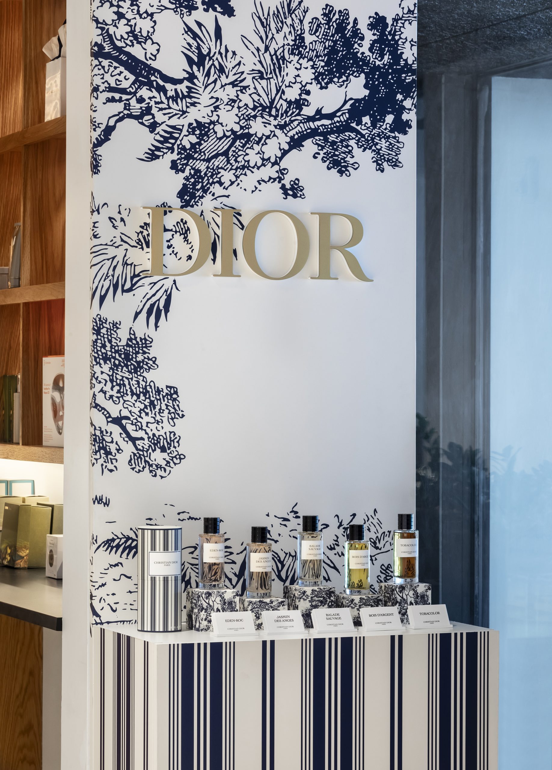 The DIORiveria collection and pop-up in Saint Tropez - Luxebook