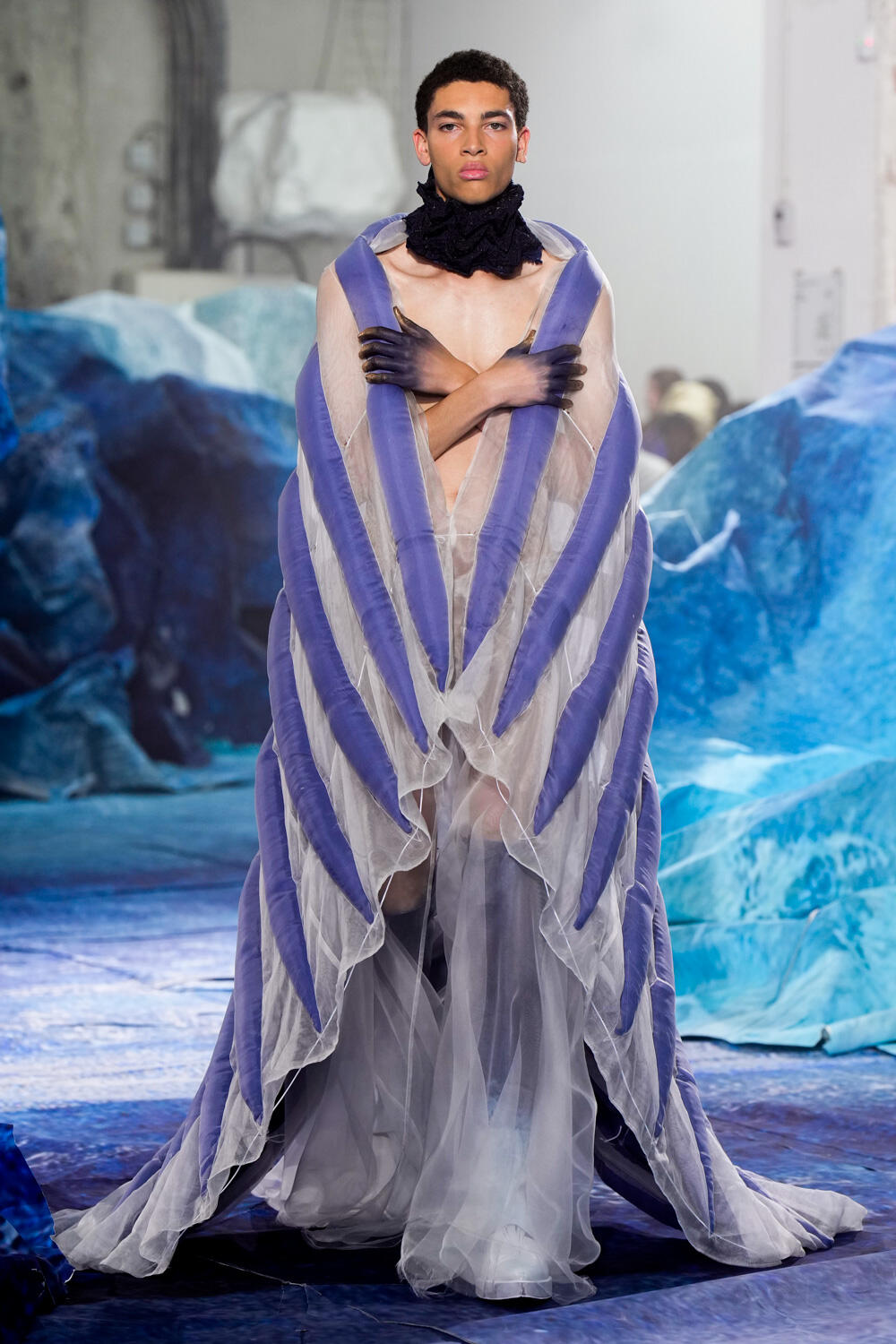 Yuima Nakazato Fall 2022 Couture Fashion Show