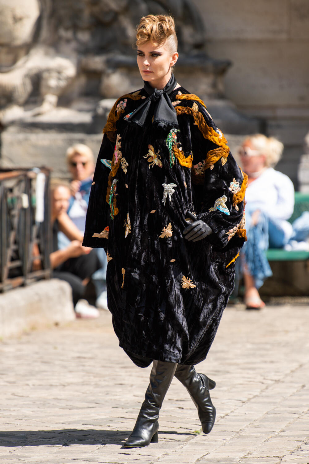 Franck Sorbier Fall 2022 Couture Fashion Show