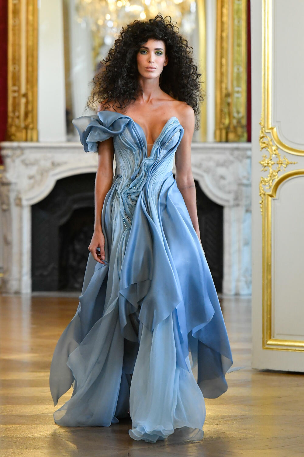 La Metamorphose Fall 2022 Couture Fashion Show