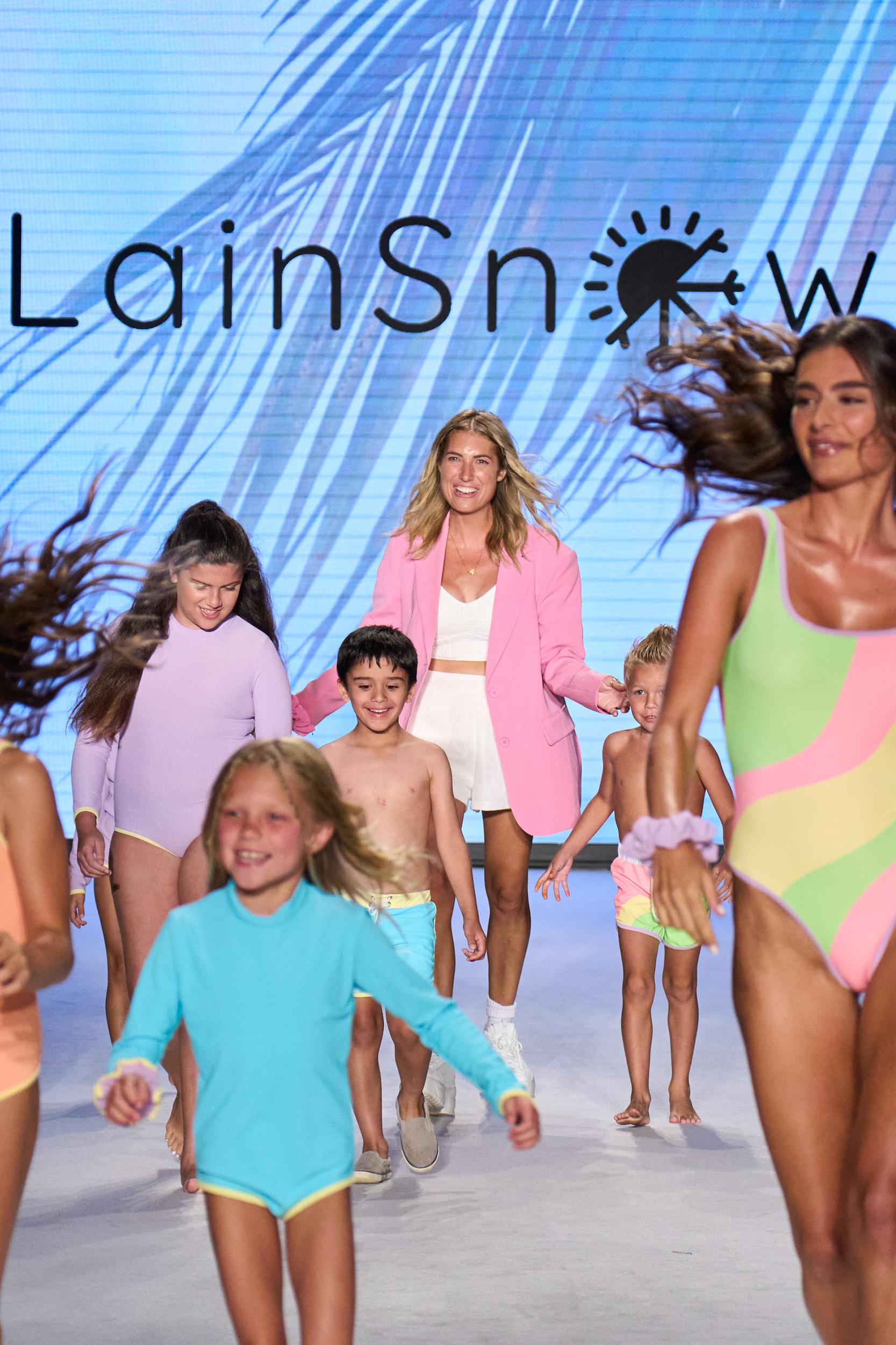 Lain Snow Spring 2023 Swimwear Fashion Show 