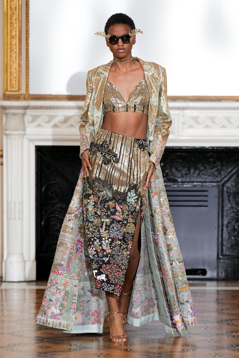 Rahul Mishra Fall 2022 Couture Fashion Show