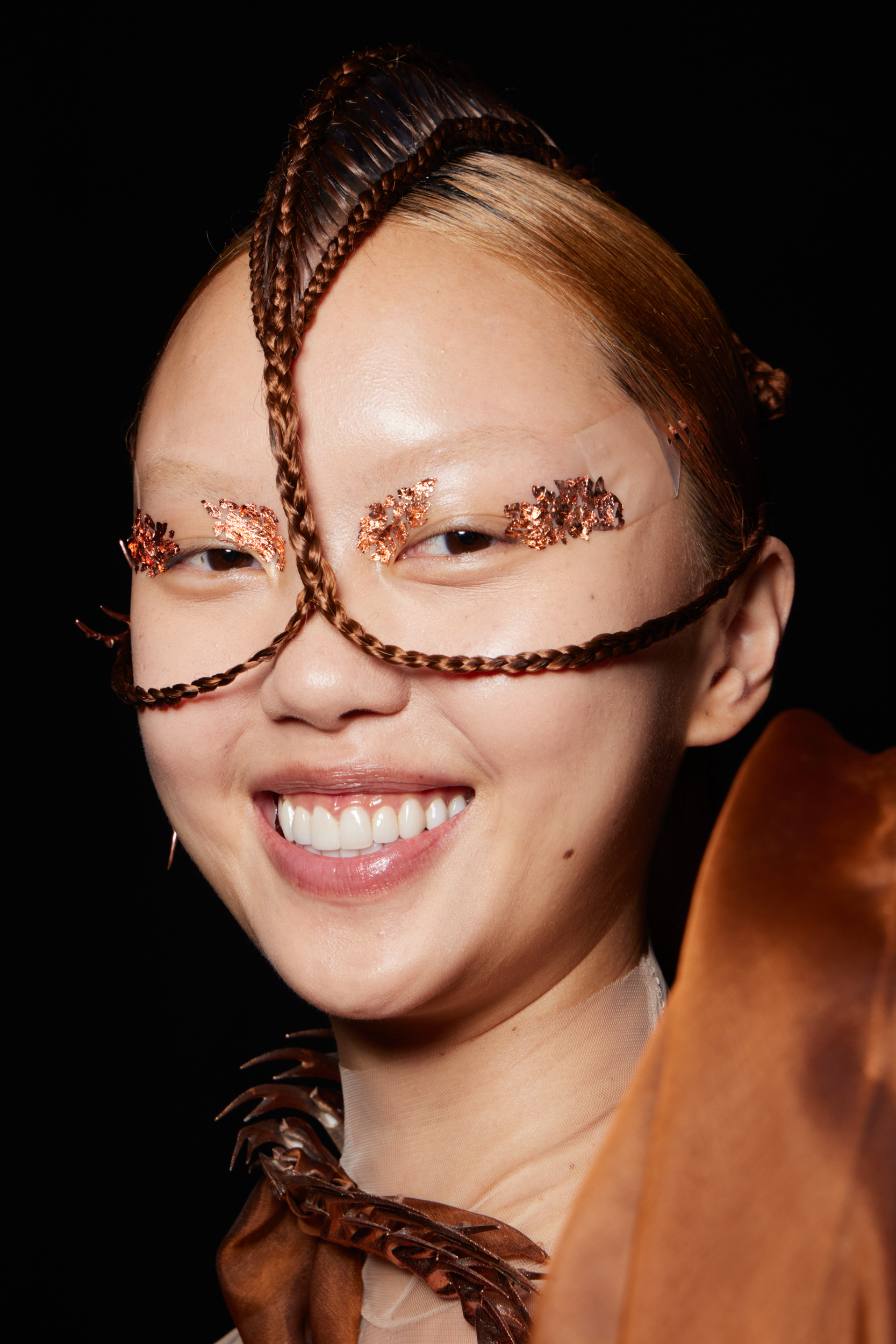 Iris Van Herpen Fall 2022 Couture Fashion Show Backstage Fashion Show