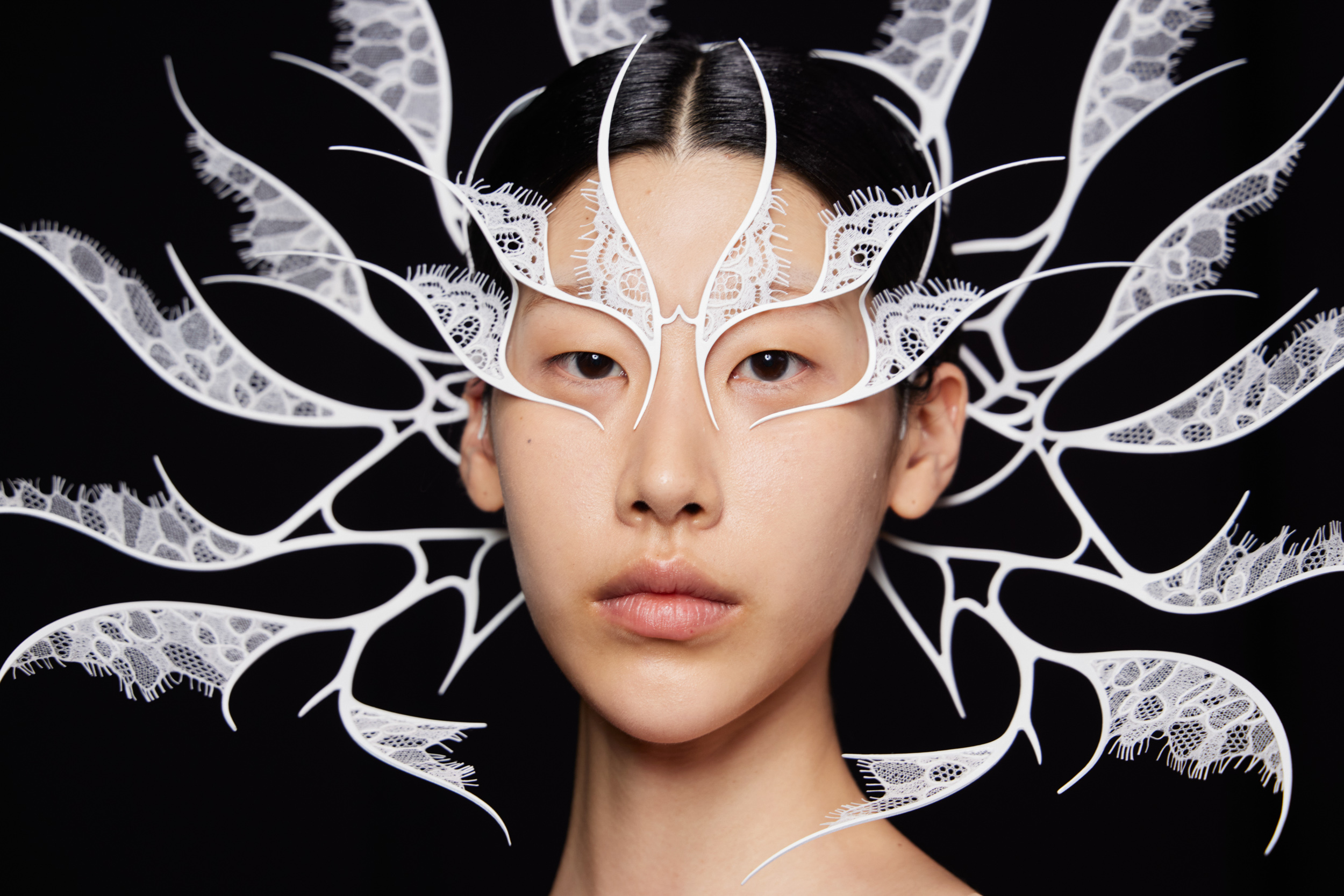 Iris Van Herpen Fall 2022 Couture Fashion Show Backstage Fashion Show