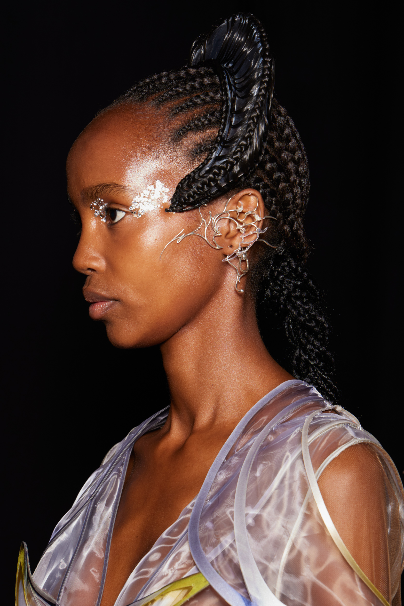 Iris Van Herpen Fall 2022 Couture Fashion Show Backstage Fashion Show