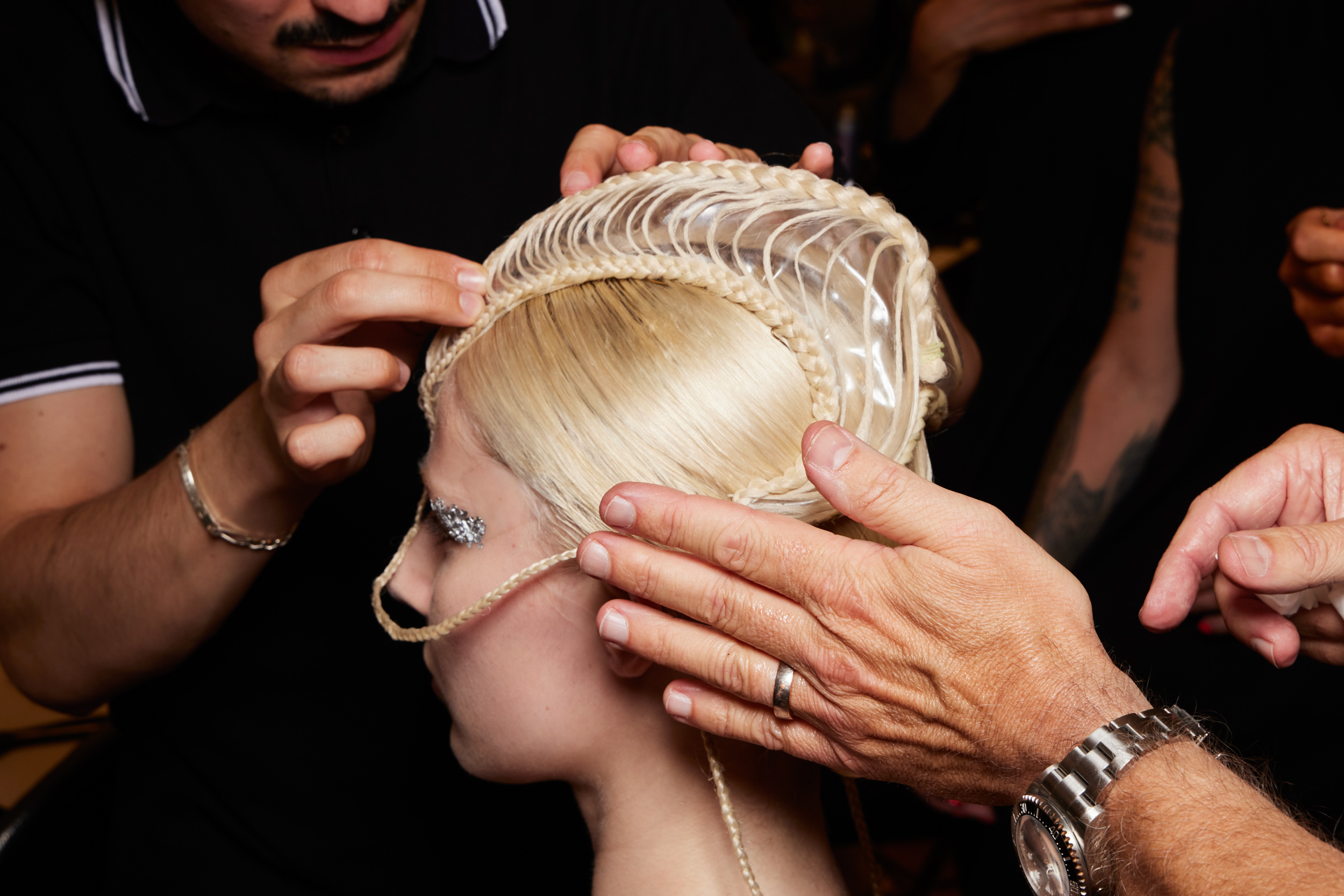 Iris Van Herpen Fall 2022 Couture Fashion Show Backstage Fashion Show