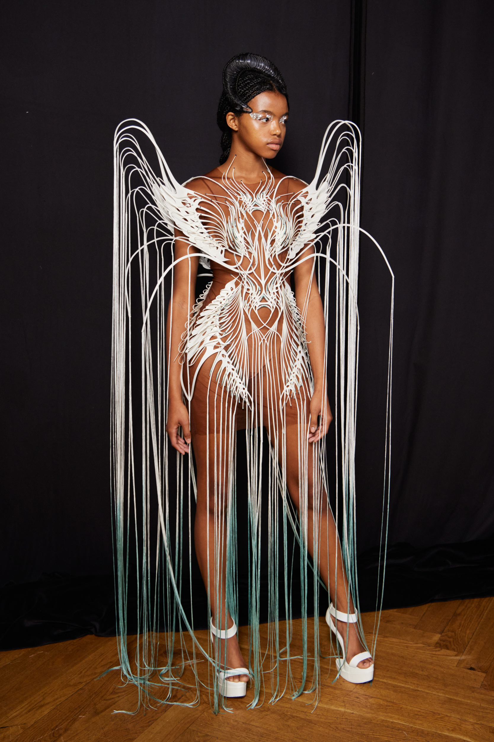 Iris Van Herpen Fall 2022 Couture Fashion Show Backstage Fashion Show