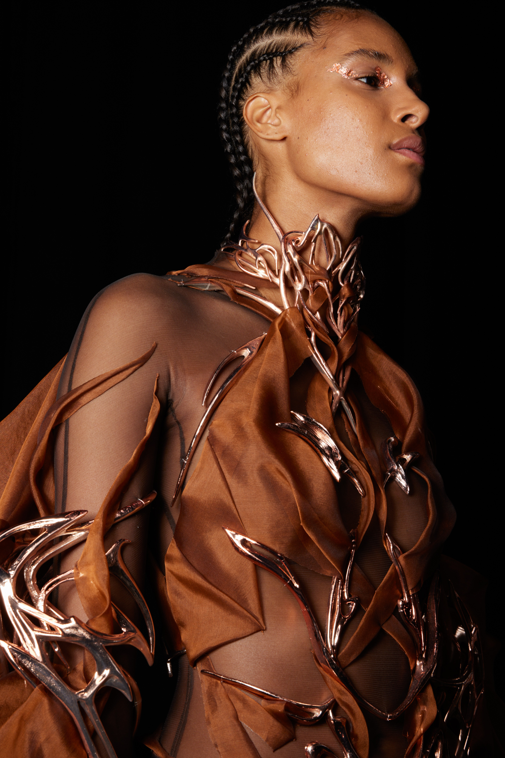 Iris Van Herpen Fall 2022 Couture Fashion Show Backstage Fashion Show