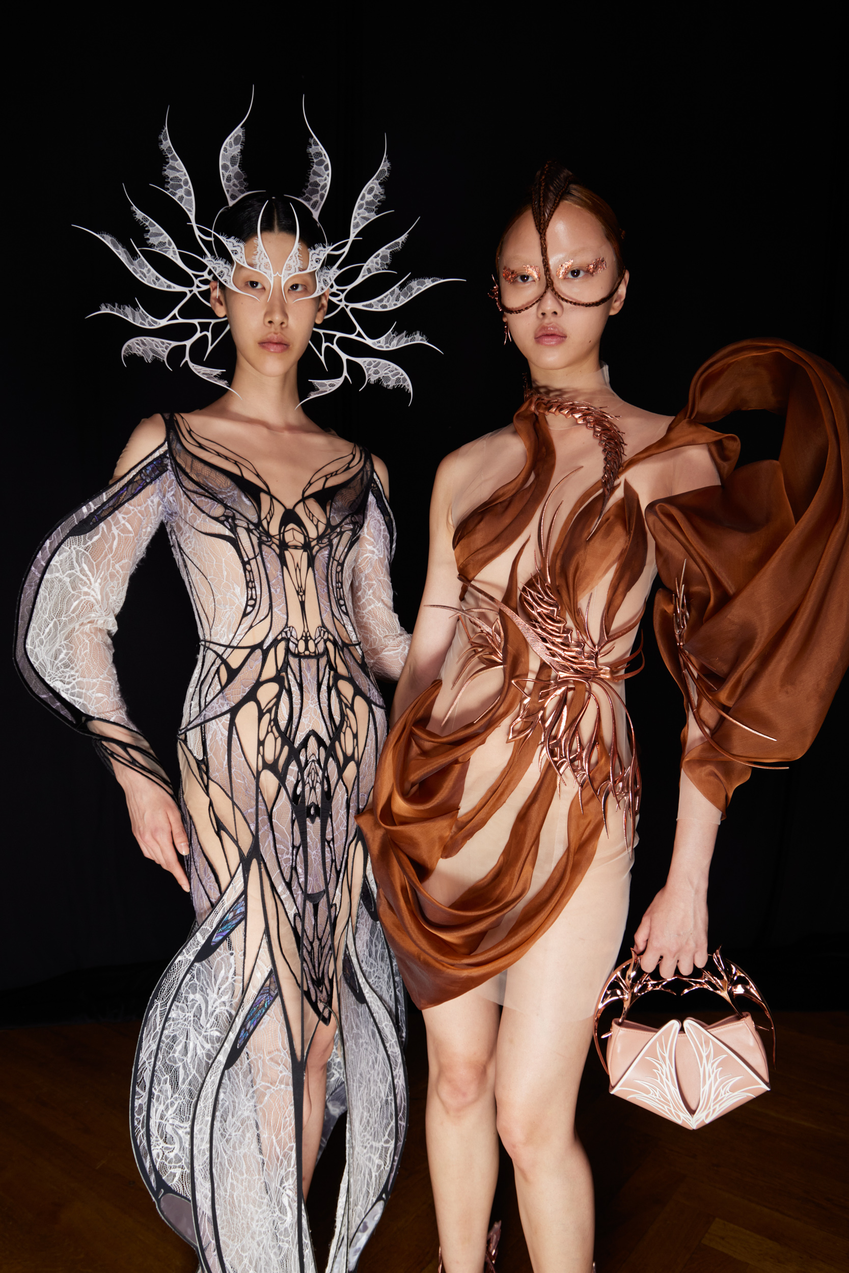 Iris Van Herpen Fall 2022 Couture Fashion Show Backstage Fashion Show