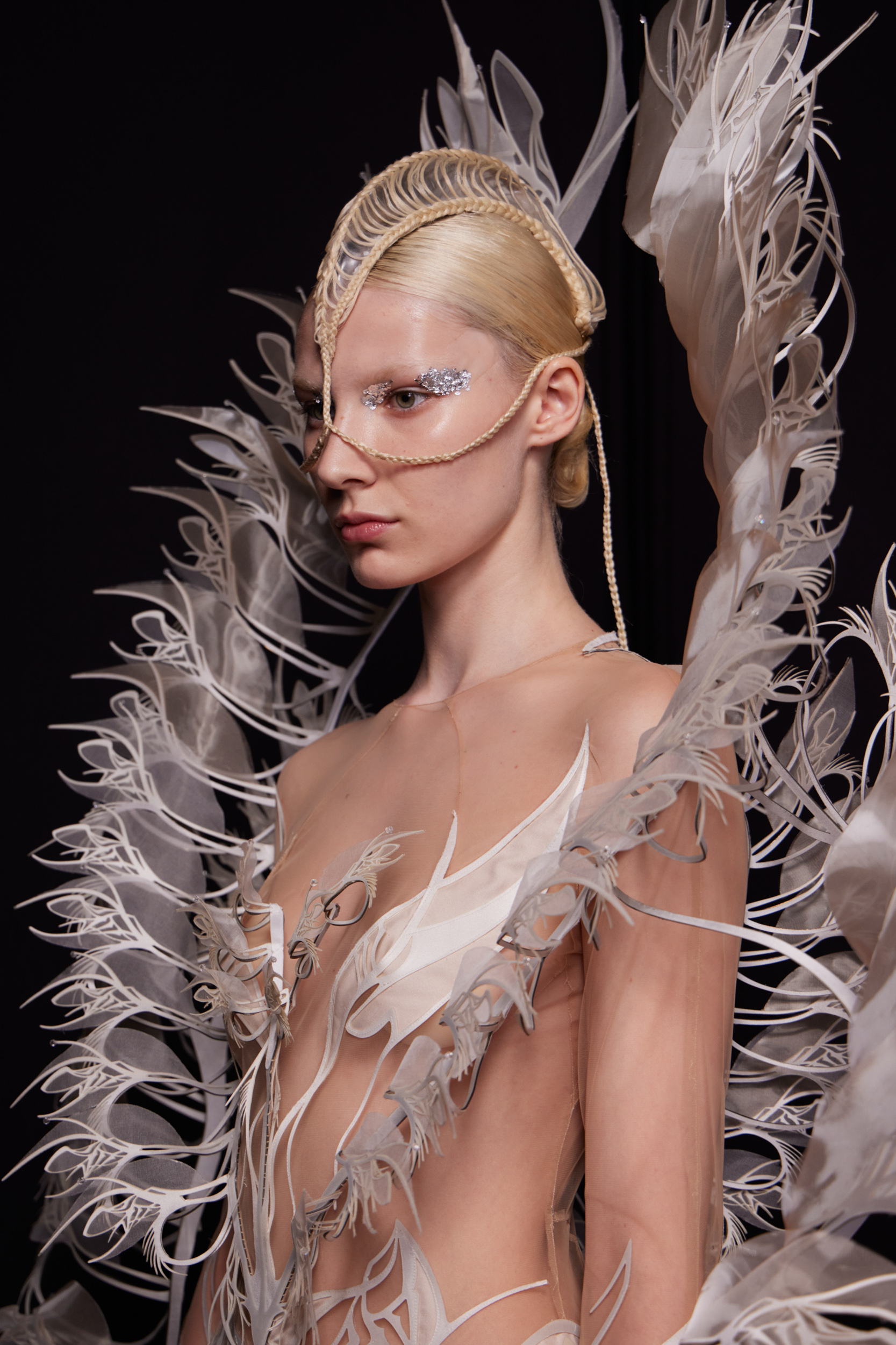 Iris Van Herpen Fall 2022 Couture Fashion Show Backstage Fashion Show