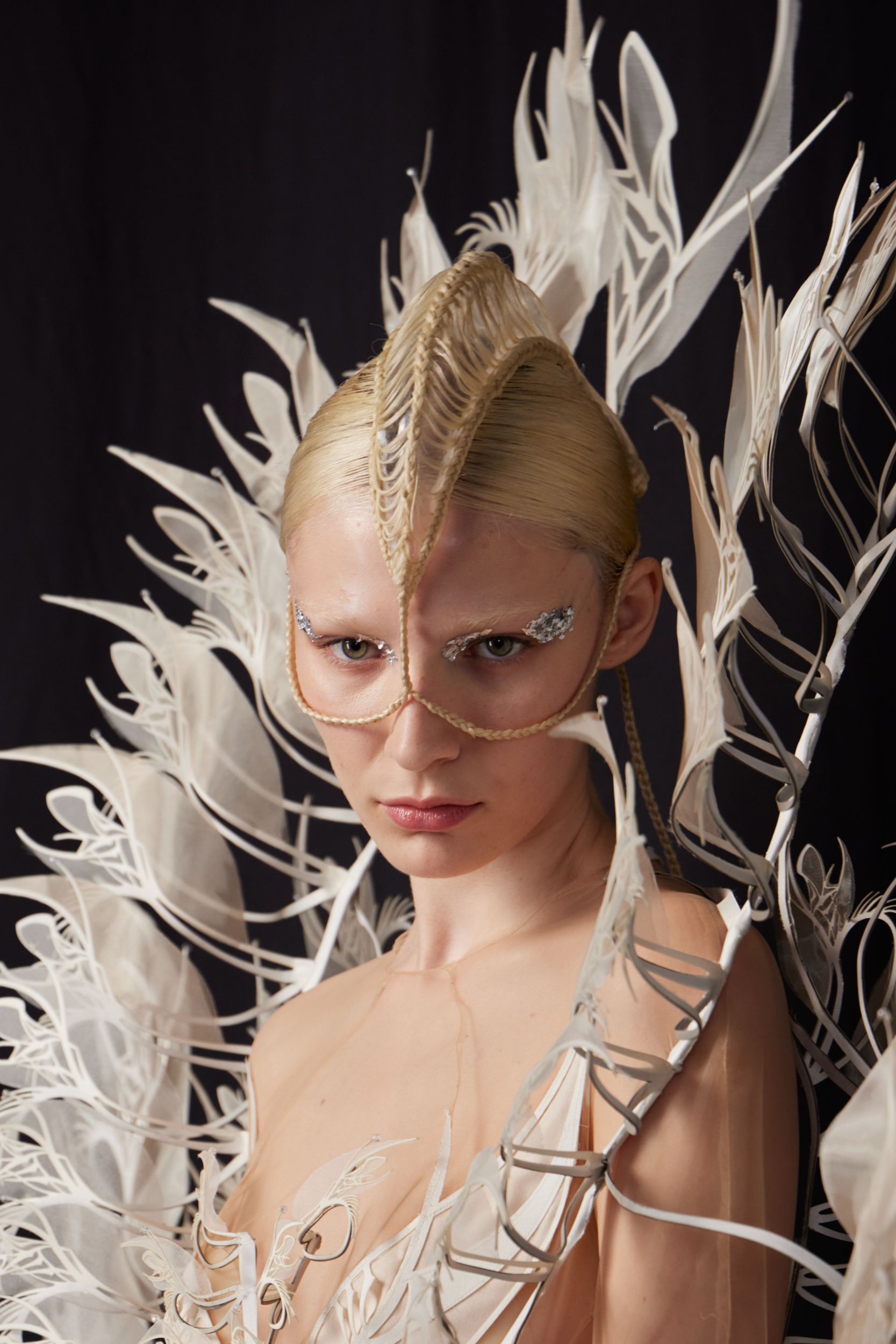 Iris Van Herpen Fall 2022 Couture Fashion Show Backstage Fashion Show