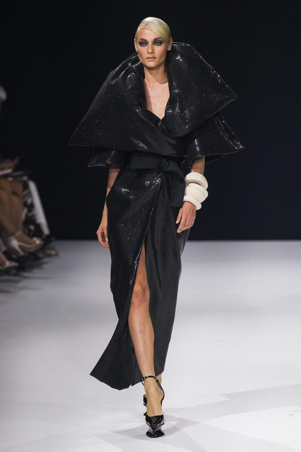 Stephane Rolland Fall 2022 Couture Fashion Show | The Impression