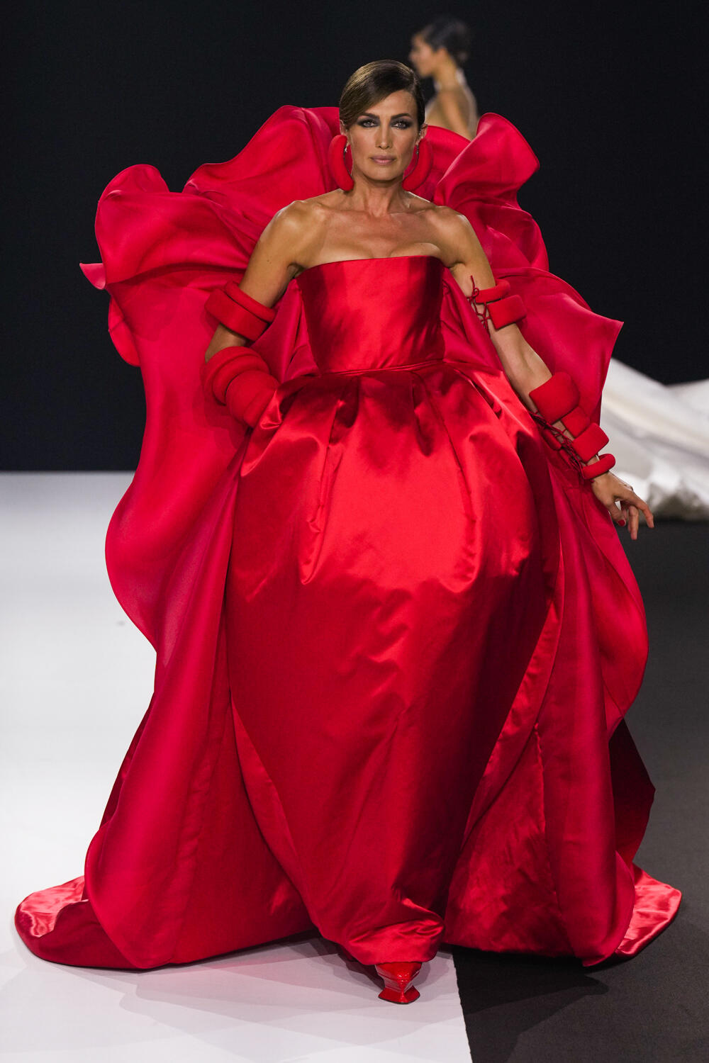 Stephane Rolland Fall 2022 Couture Fashion Show The Impression