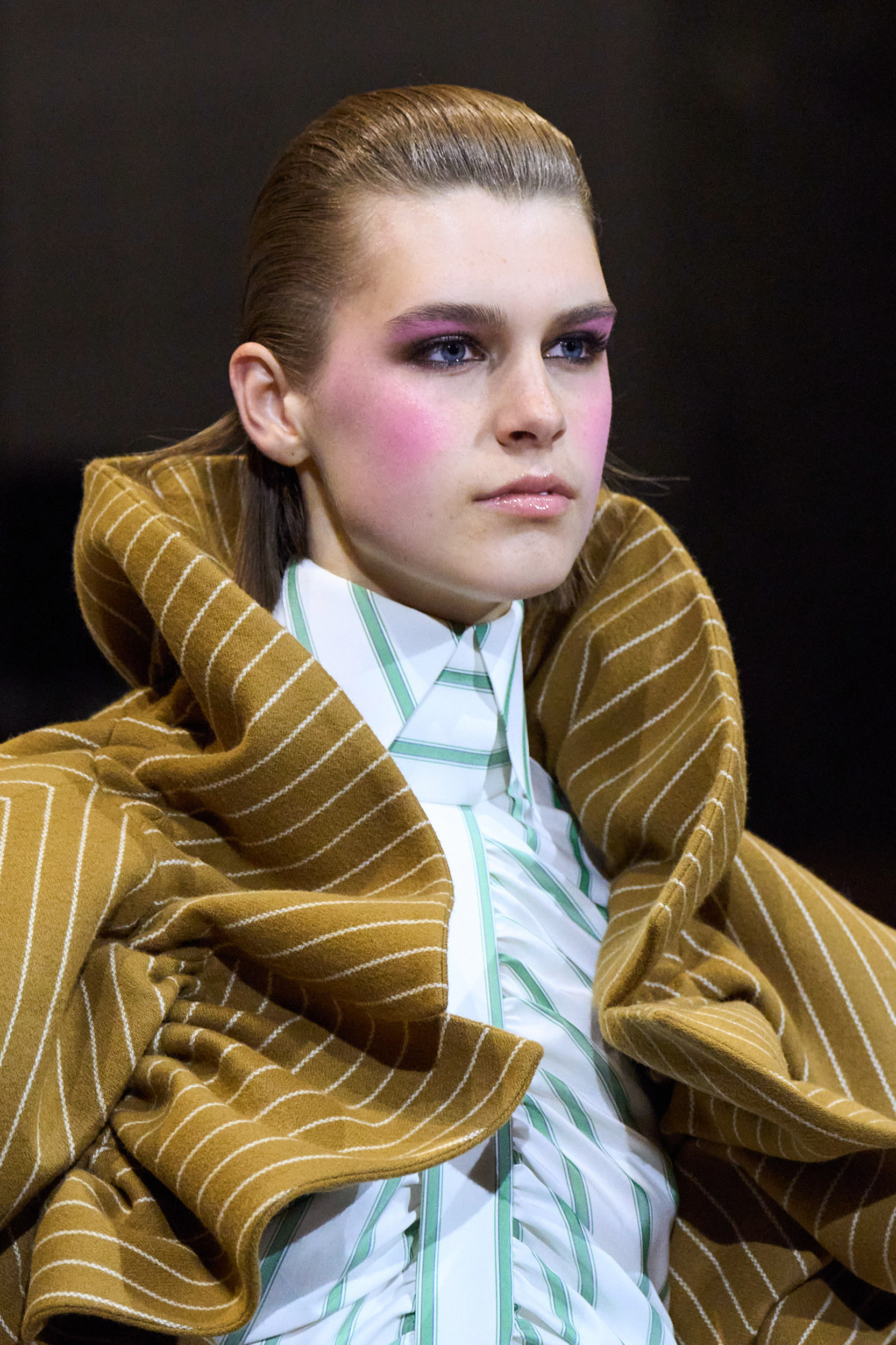 Viktor & Rolf Fall 2022 Couture Fashion Show Details Fashion Show