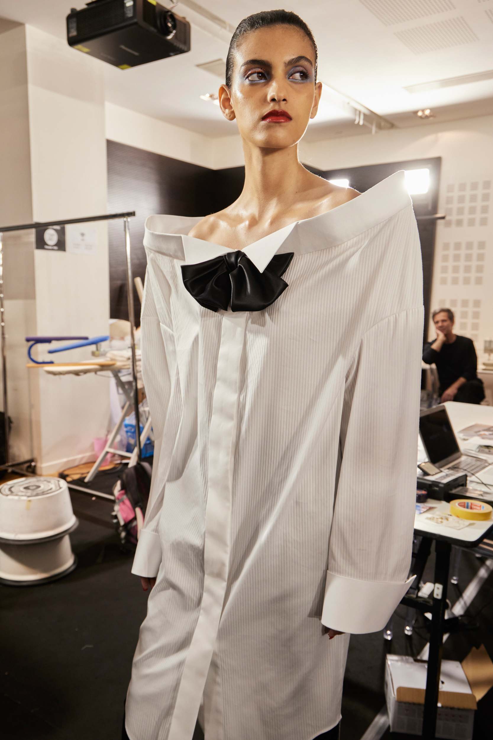 Viktor & Rolf Fall 2022 Couture Fashion Show Backstage Fashion Show