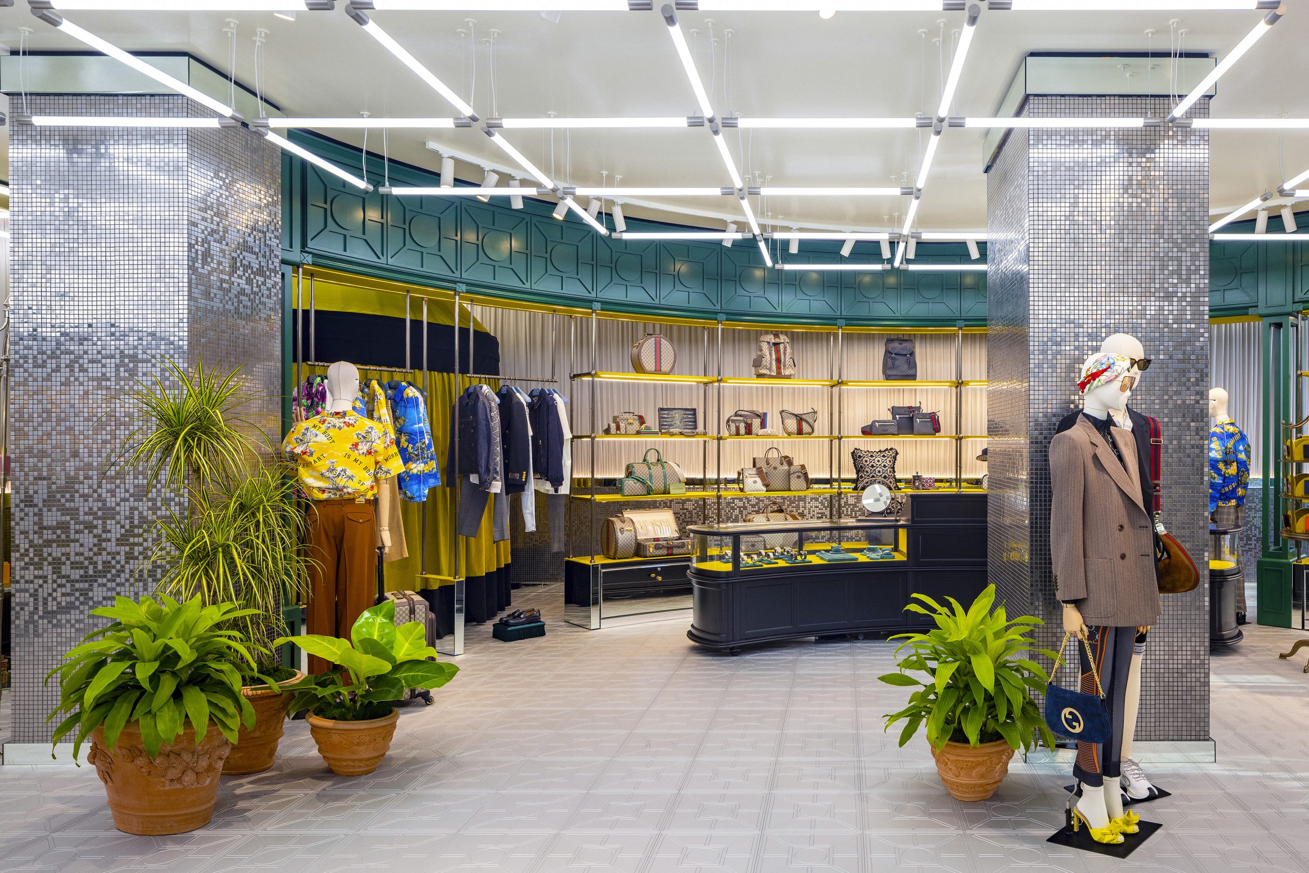 Gucci Opens Chicago Pop-Up Store And Celebrates New Gucci Changemakers  Program