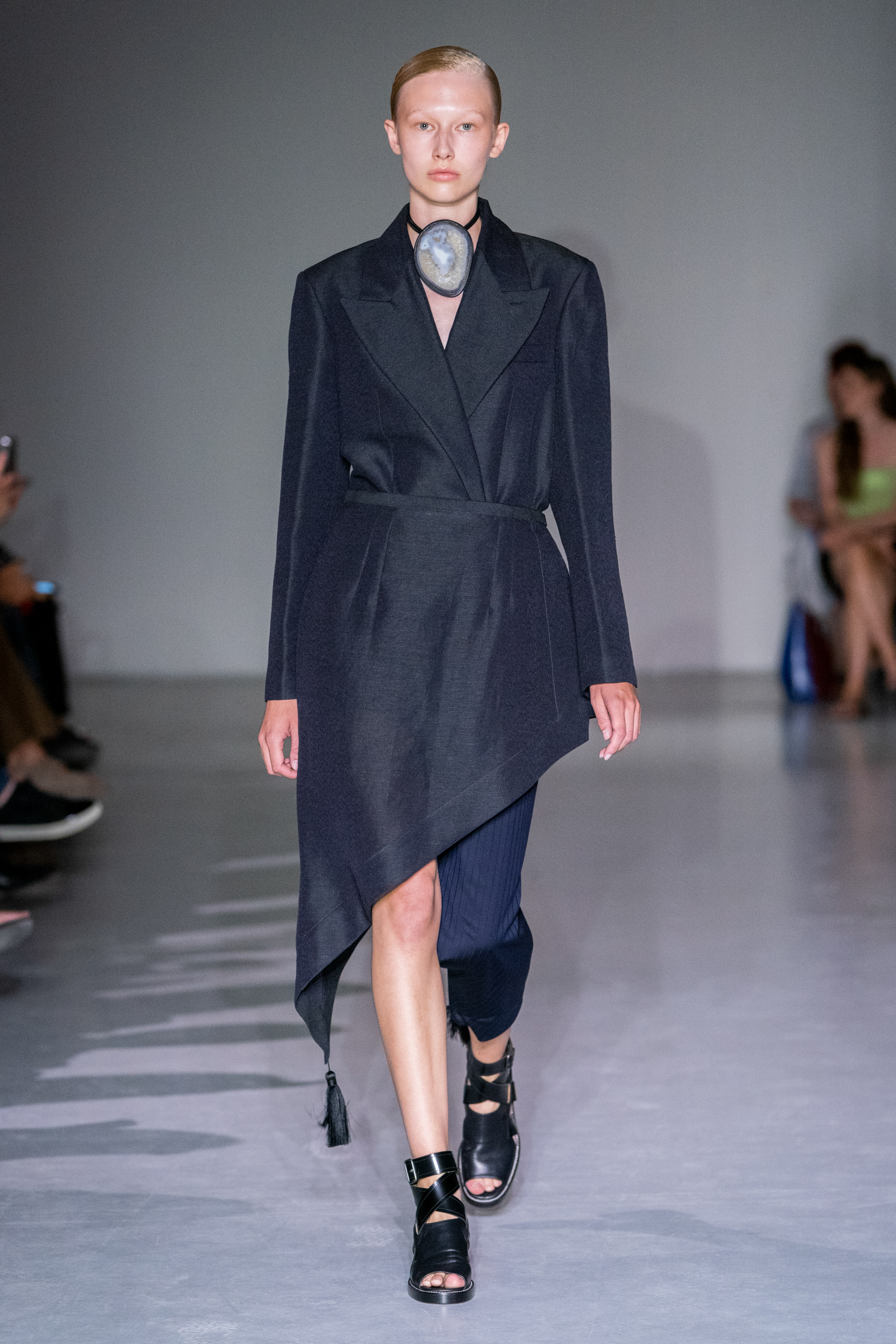 Mark Kenly Domino Tan Spring 2023 Fashion Show 