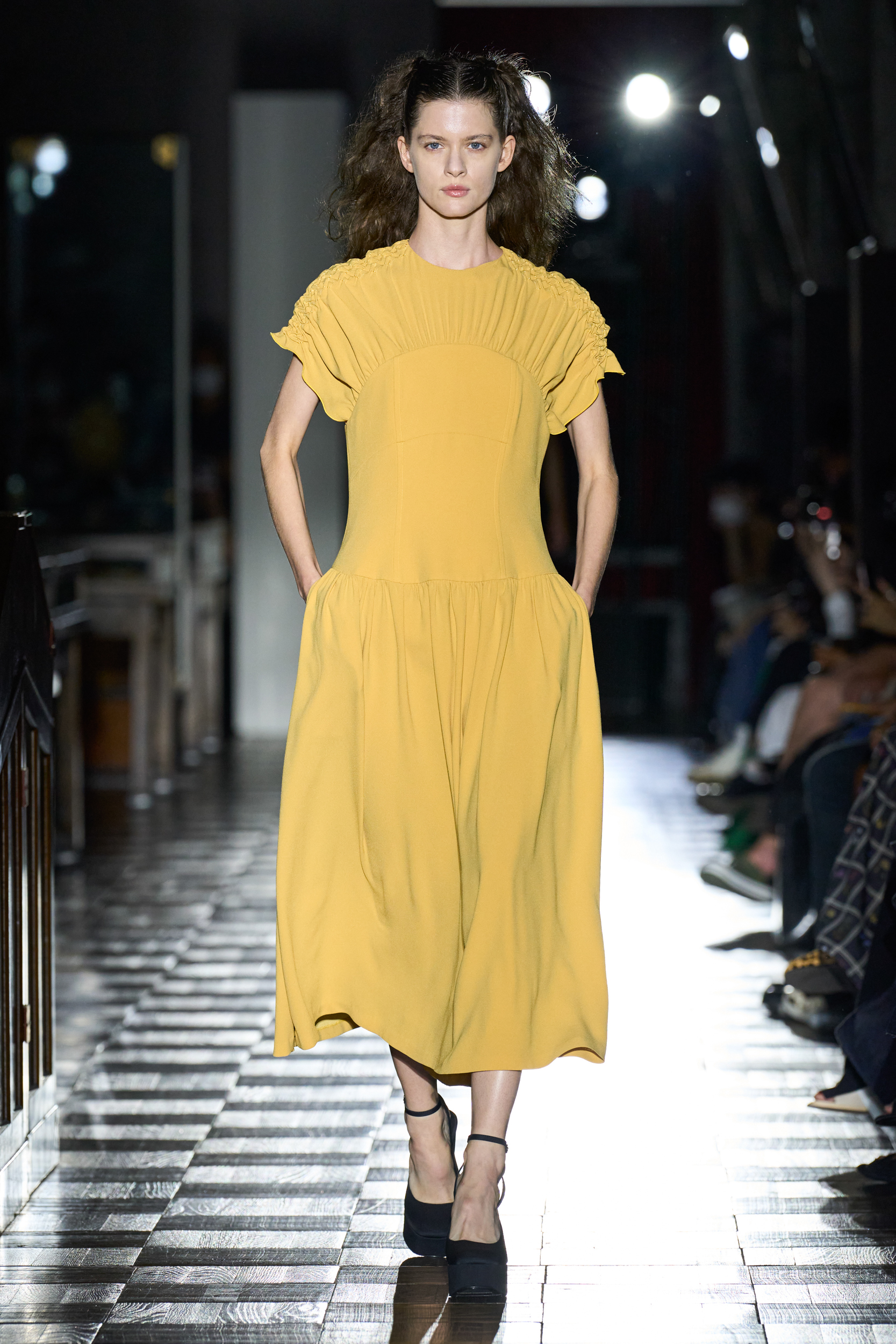 Yasutoshi Ezumi Spring 2023 Fashion Show 