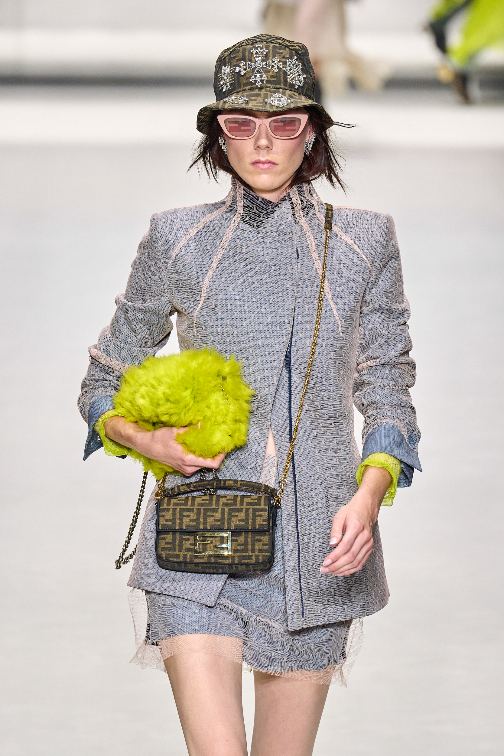 Fendi spring / Summer 2020 Hand Shopper Bag