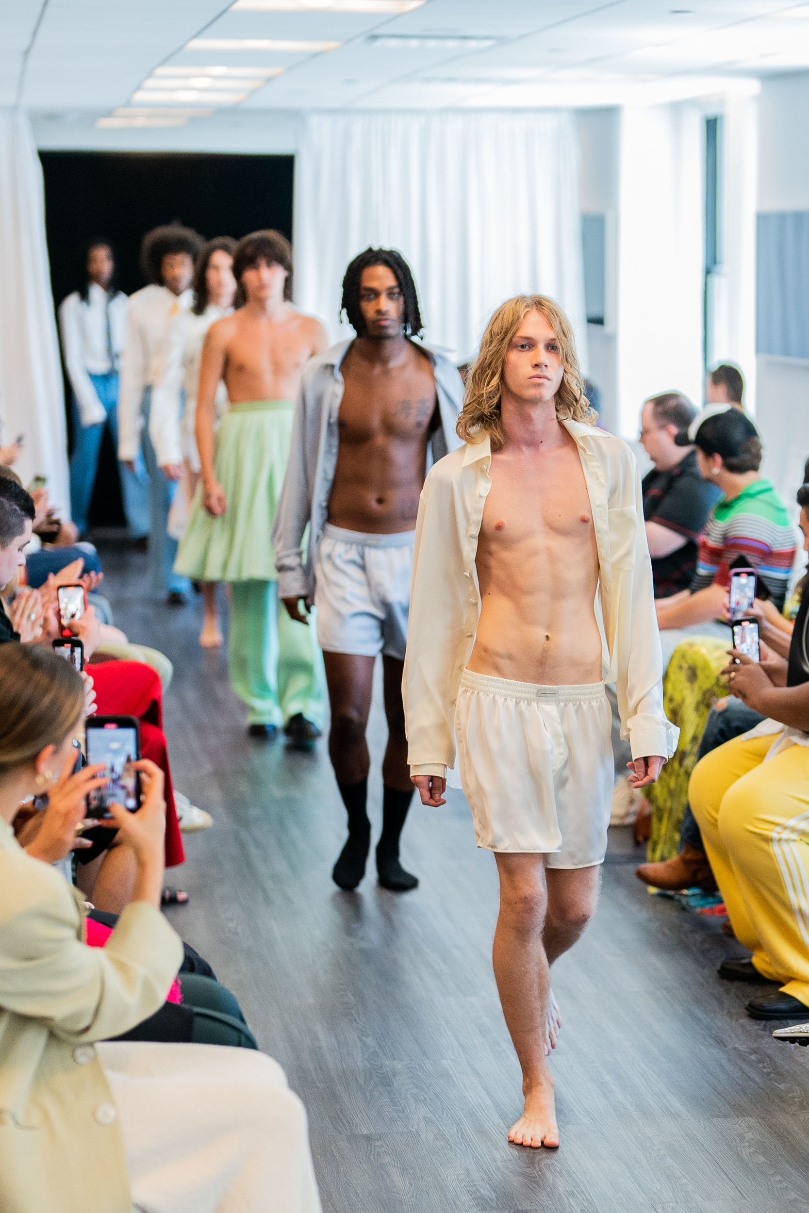 Kenneth Nicholson Spring 2023 Fashion Show Atmosphere