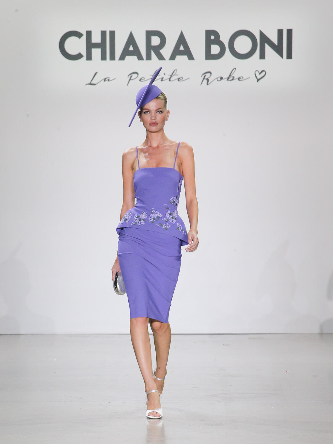 Chiara Boni Spring 2023 Fashion Show