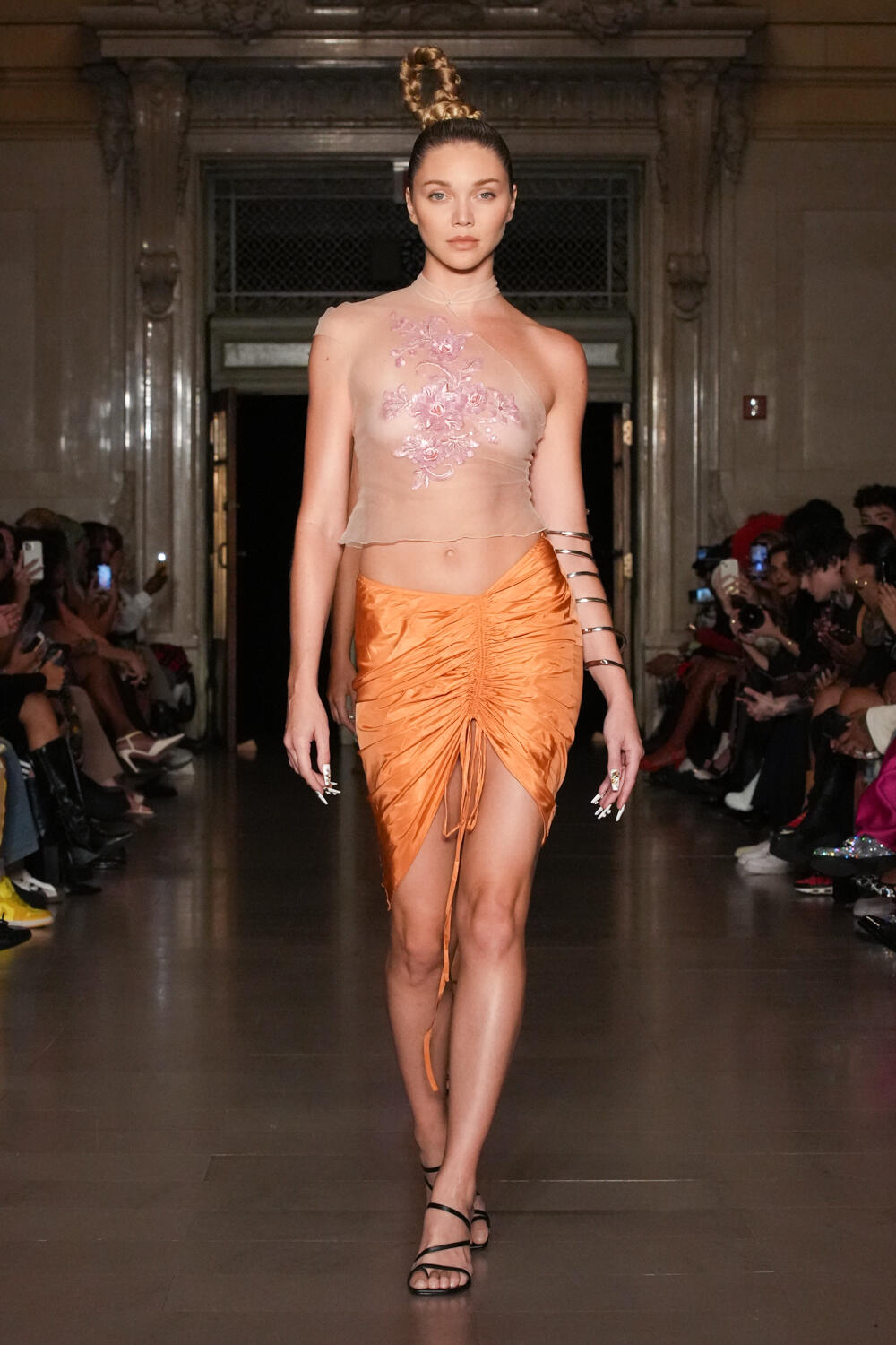 Kim Shui Spring 2023 Fashion Show