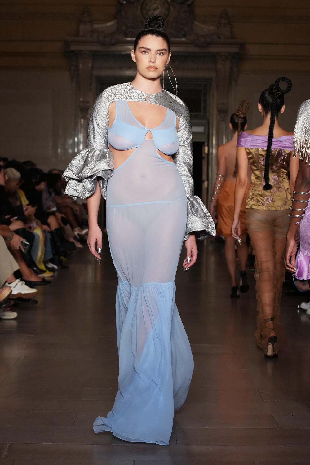 Kim Shui Spring 2023 Fashion Show