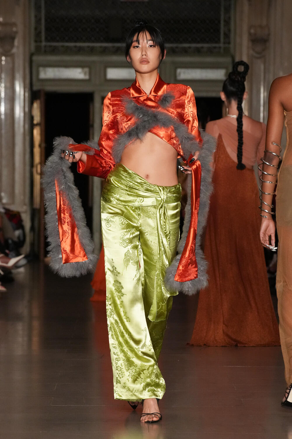 Kim Shui Spring 2023 Fashion Show