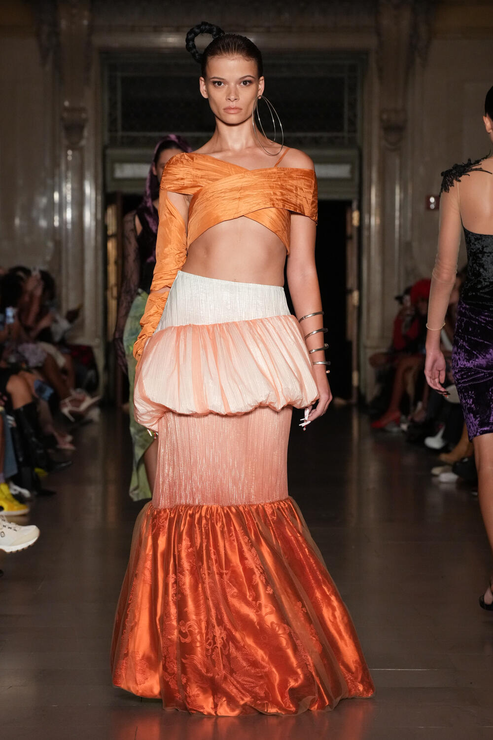 Kim Shui Spring 2023 Fashion Show