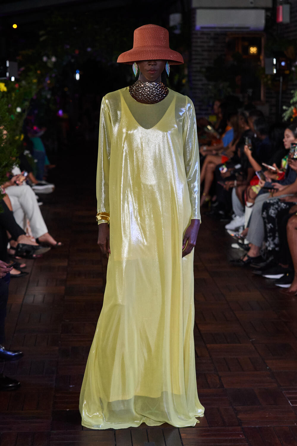 Dur Doux Spring 2023 Fashion Show