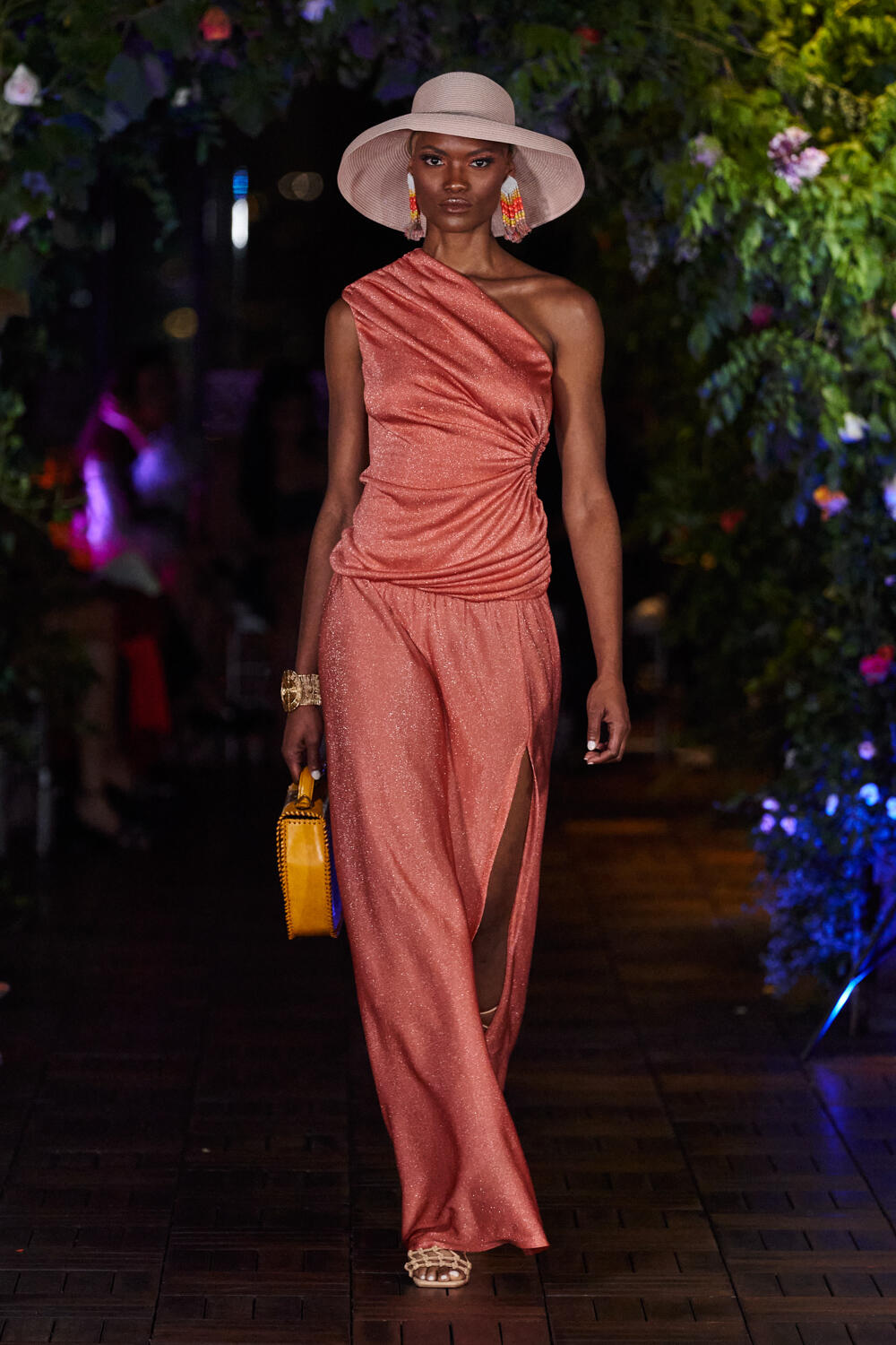 Dur Doux Spring 2023 Fashion Show
