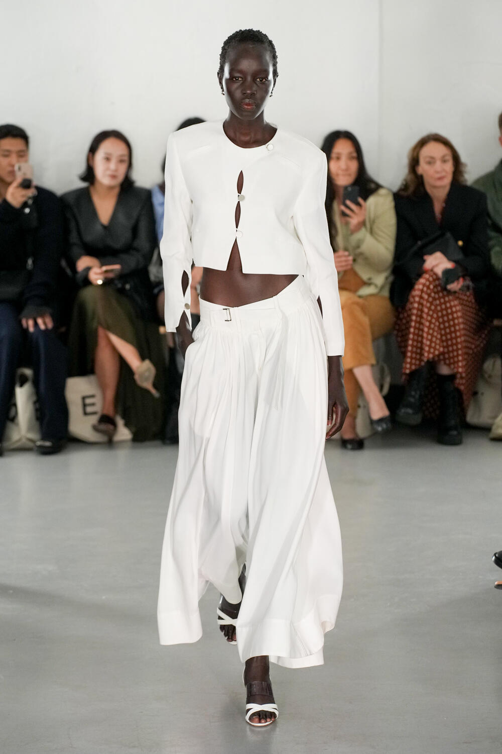 Eudon Choi Spring 2023 Fashion Show | The Impression