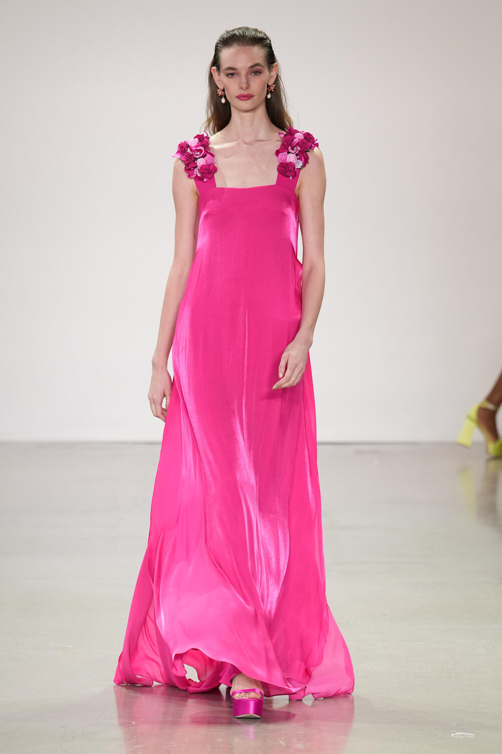 Badgley Mischka Spring 2023 Fashion Show