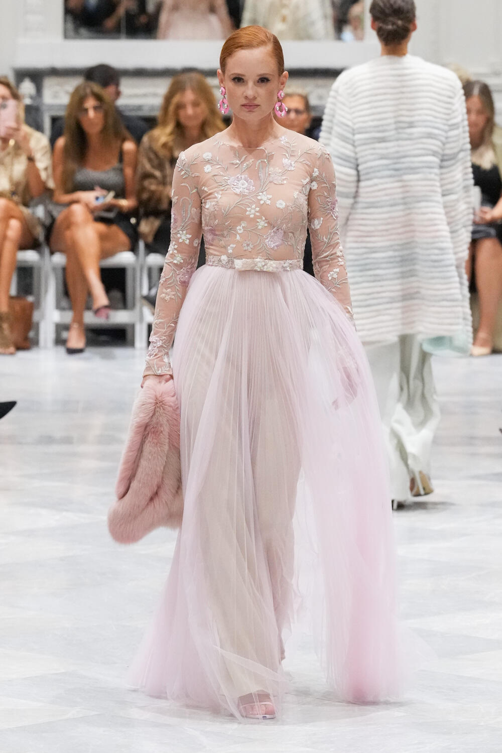 Dennis Basso Spring 2023 Fashion Show