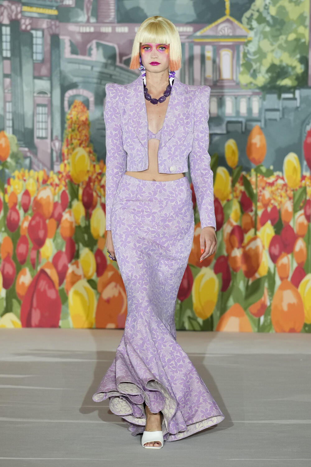 Paul Costelloe  Spring 2023 Fashion Show