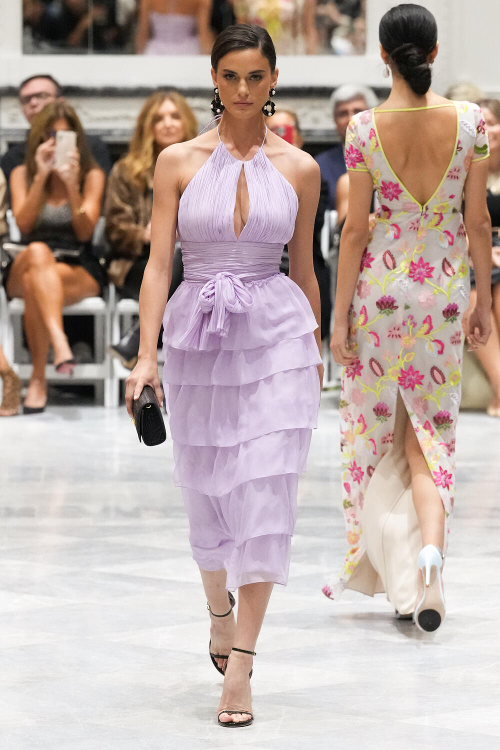 Dennis Basso Spring 2023 Fashion Show