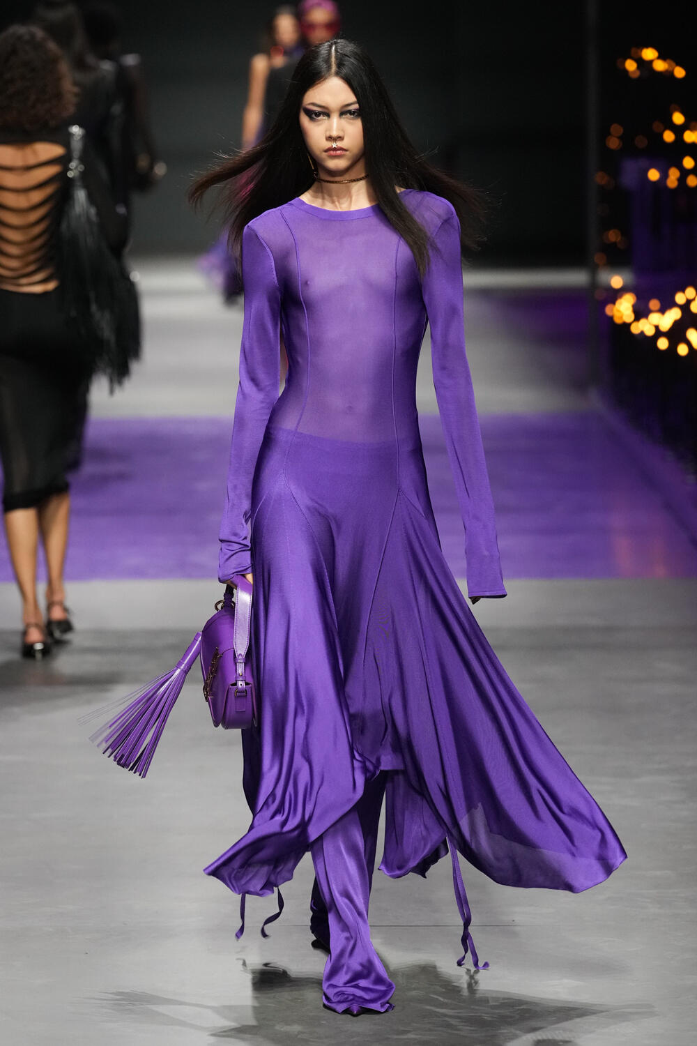 Versace Spring 2023 Fashion Show Review