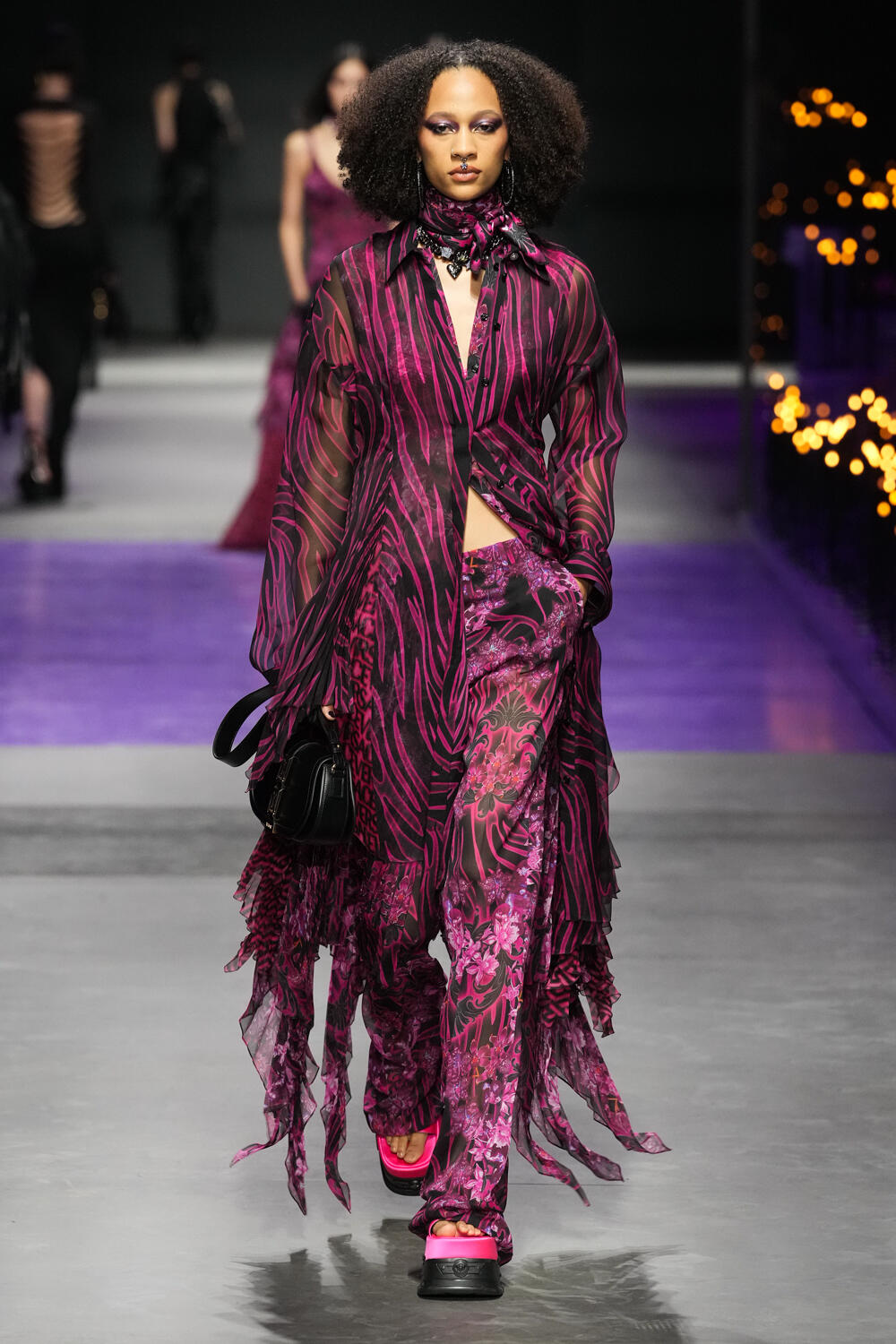Versace Spring 2023 Fashion Show The Impression