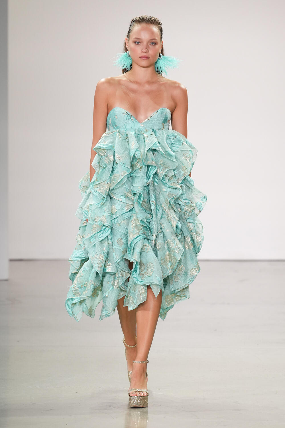 Badgley Mischka Spring 2023 Fashion Show