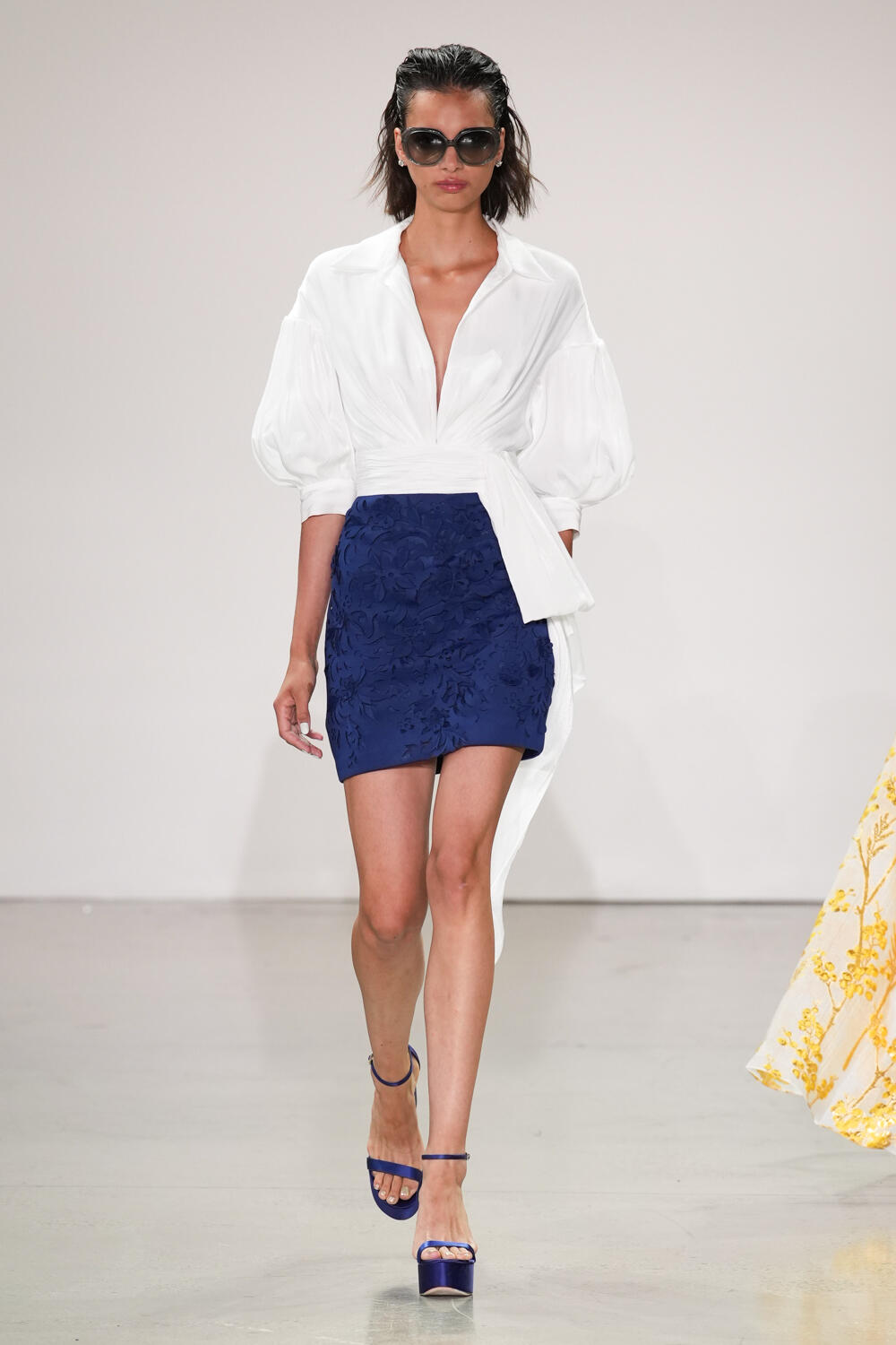 Badgley Mischka Spring 2023 Fashion Show