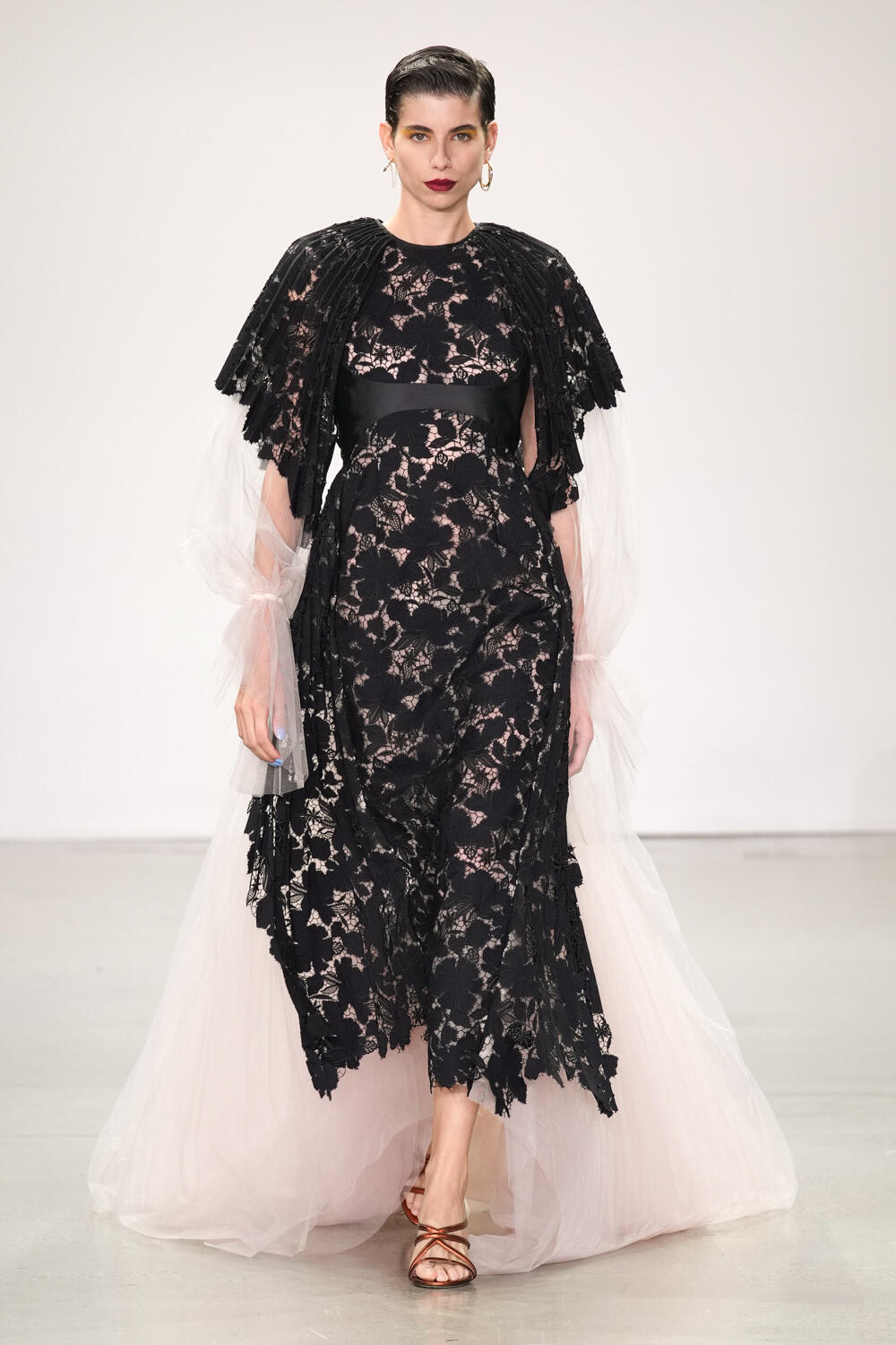 Bibhu Mohapatra Spring 2023 Fashion Show