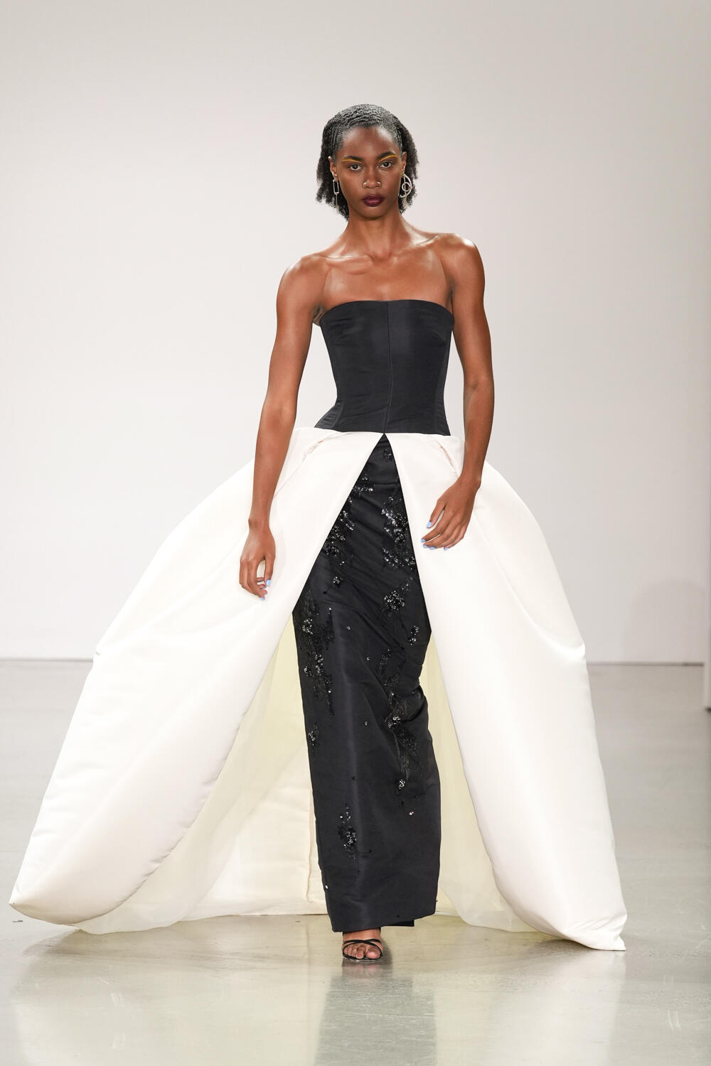 Bibhu Mohapatra Spring 2023 Fashion Show
