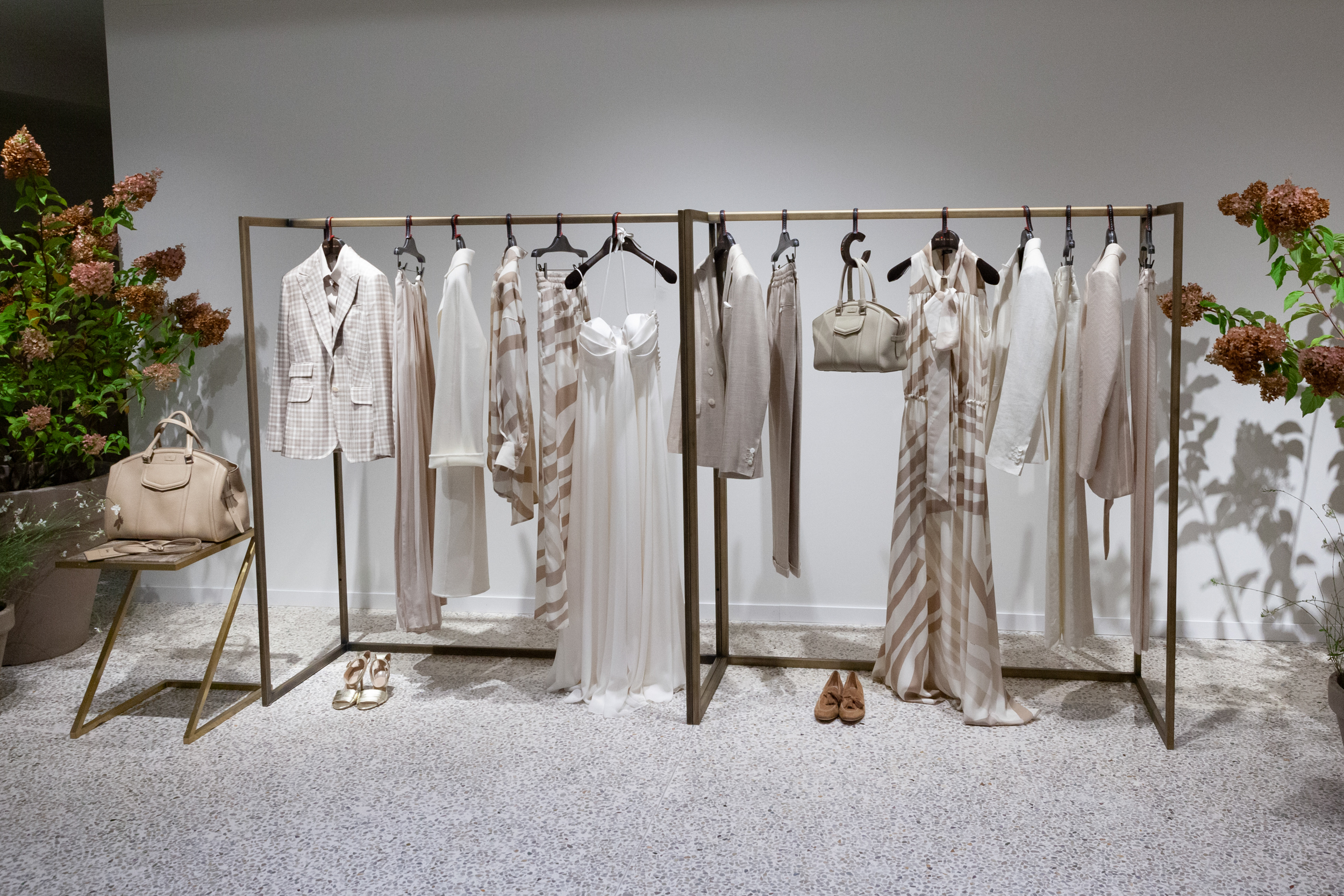 Kiton  Spring 2023 Fashion Show 