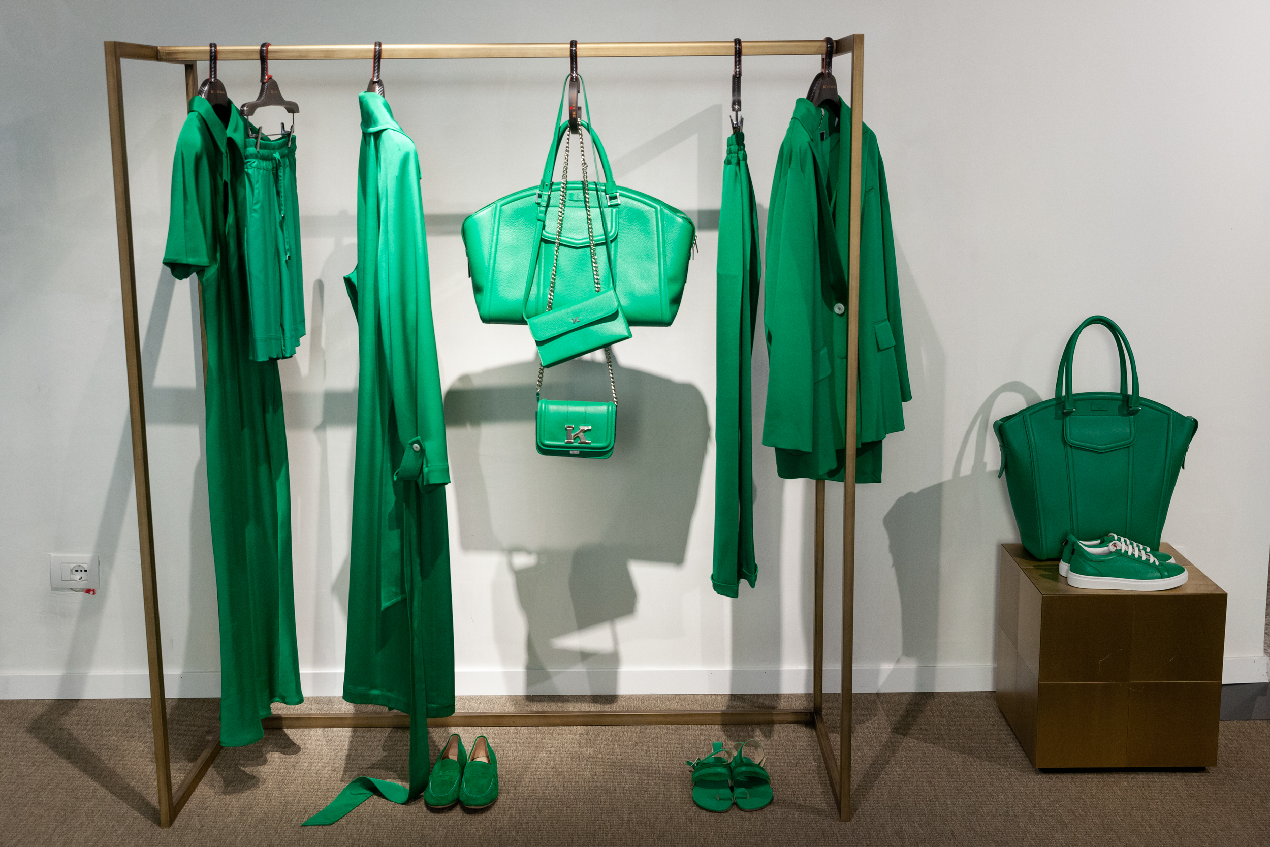 Kiton  Spring 2023 Fashion Show 