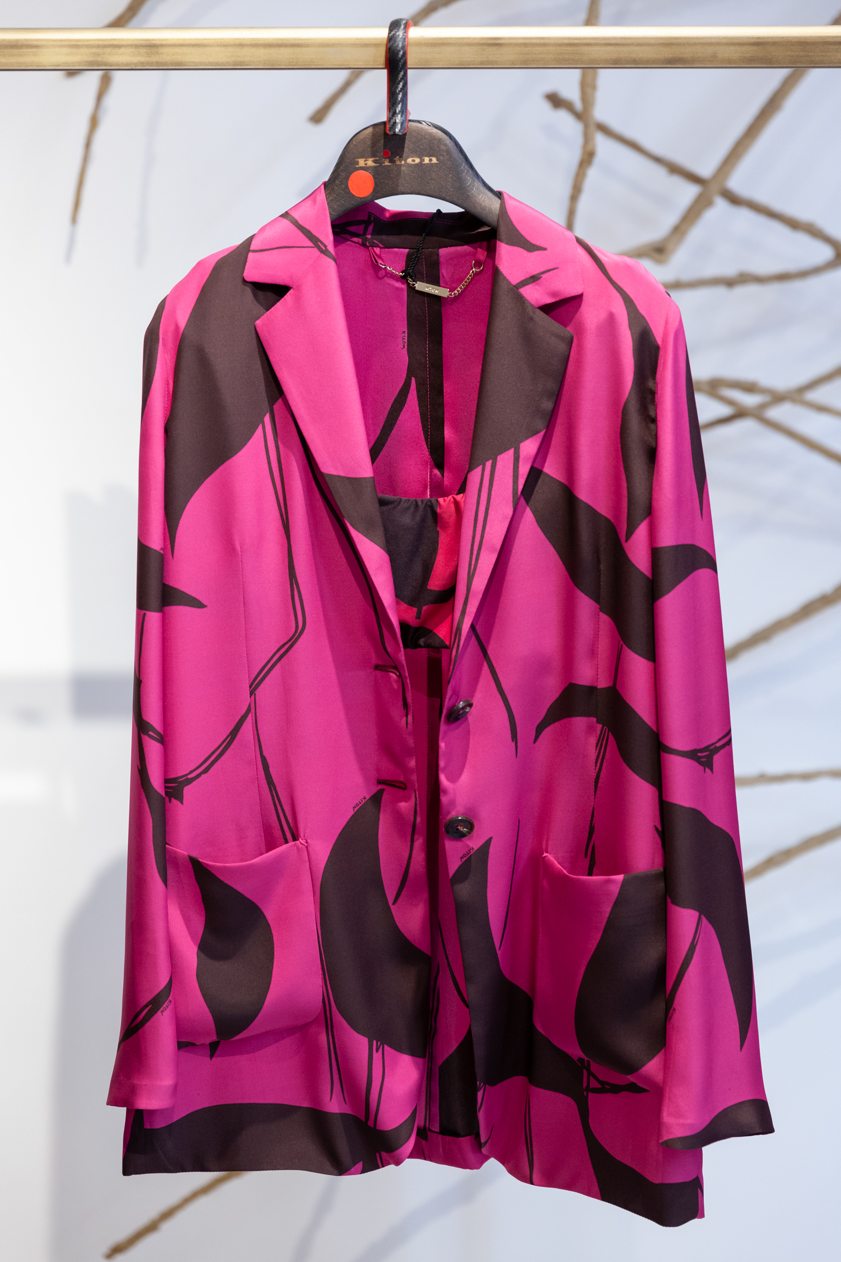 Kiton  Spring 2023 Fashion Show 